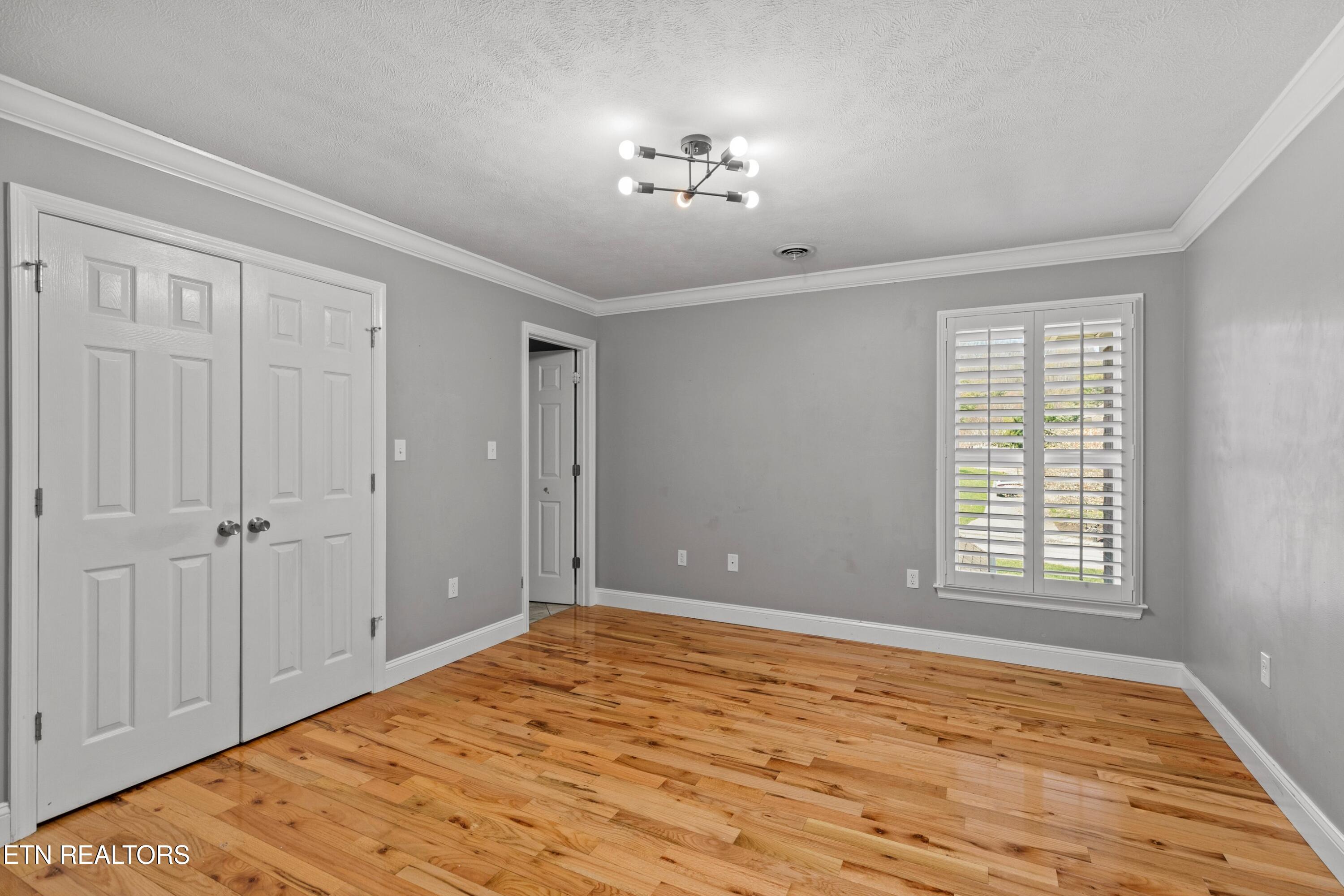 1075 St Ives Court Morristown TN 37814