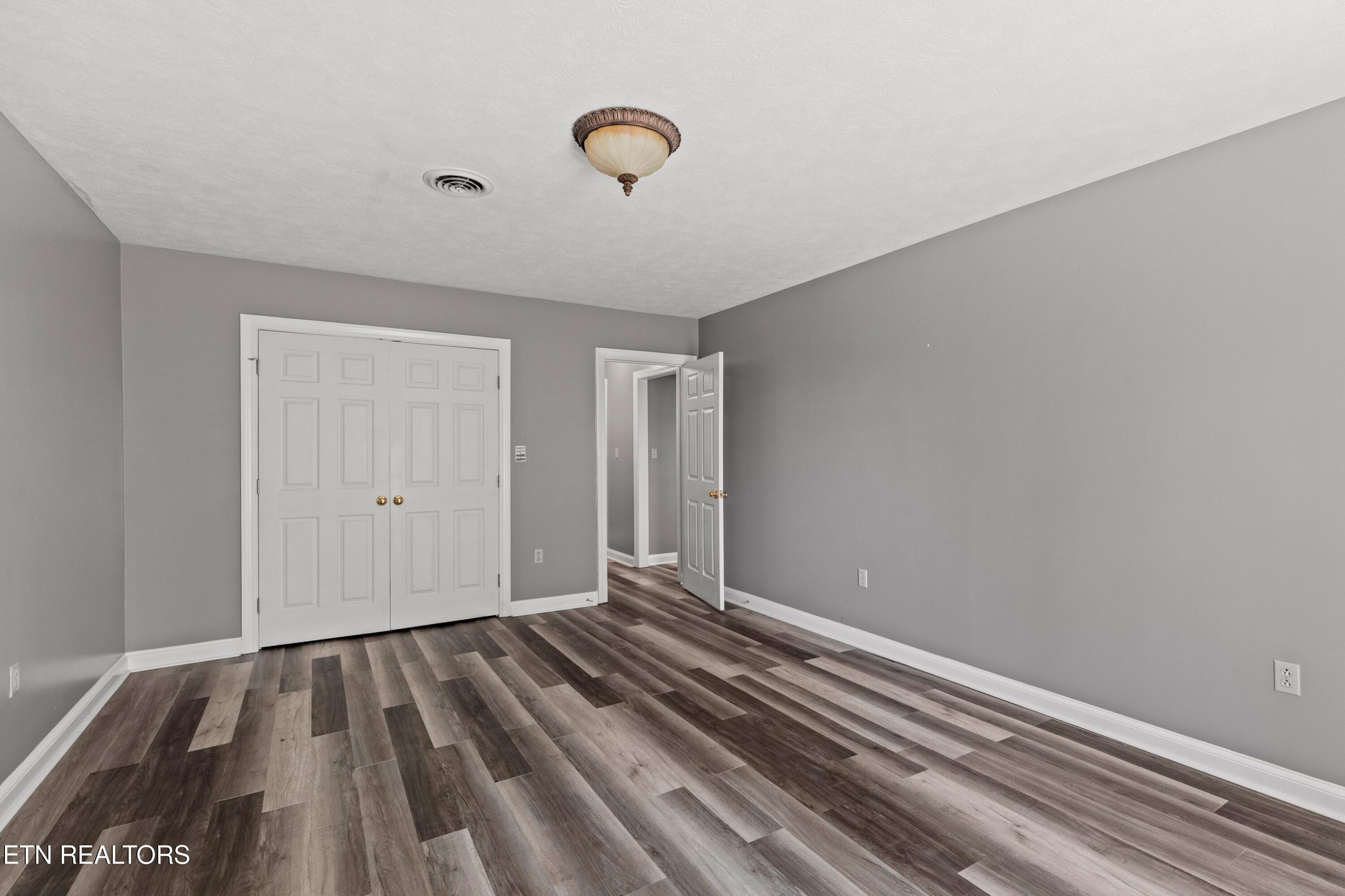 1075 St Ives Court Morristown TN 37814