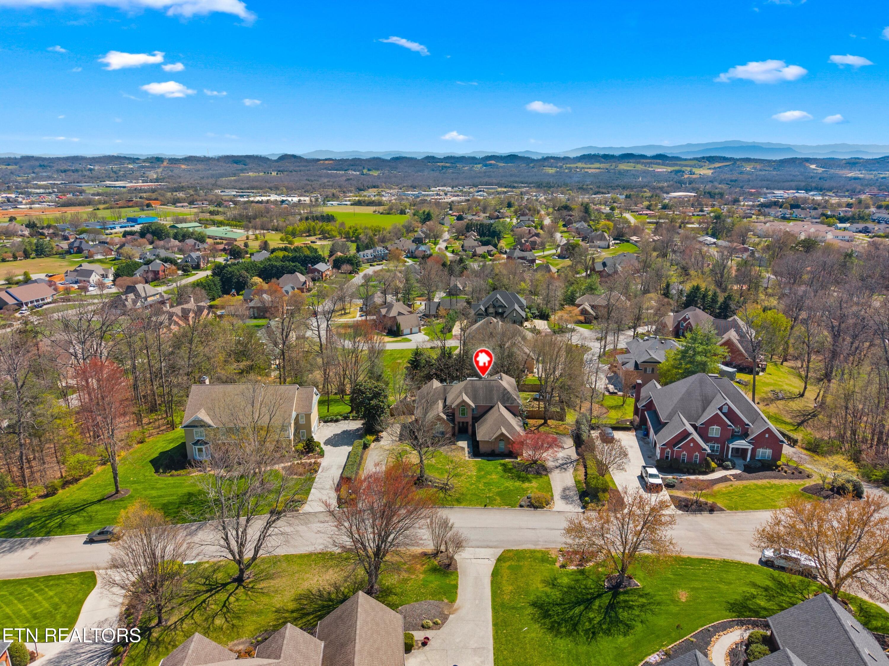 1075 St Ives Court Morristown TN 37814