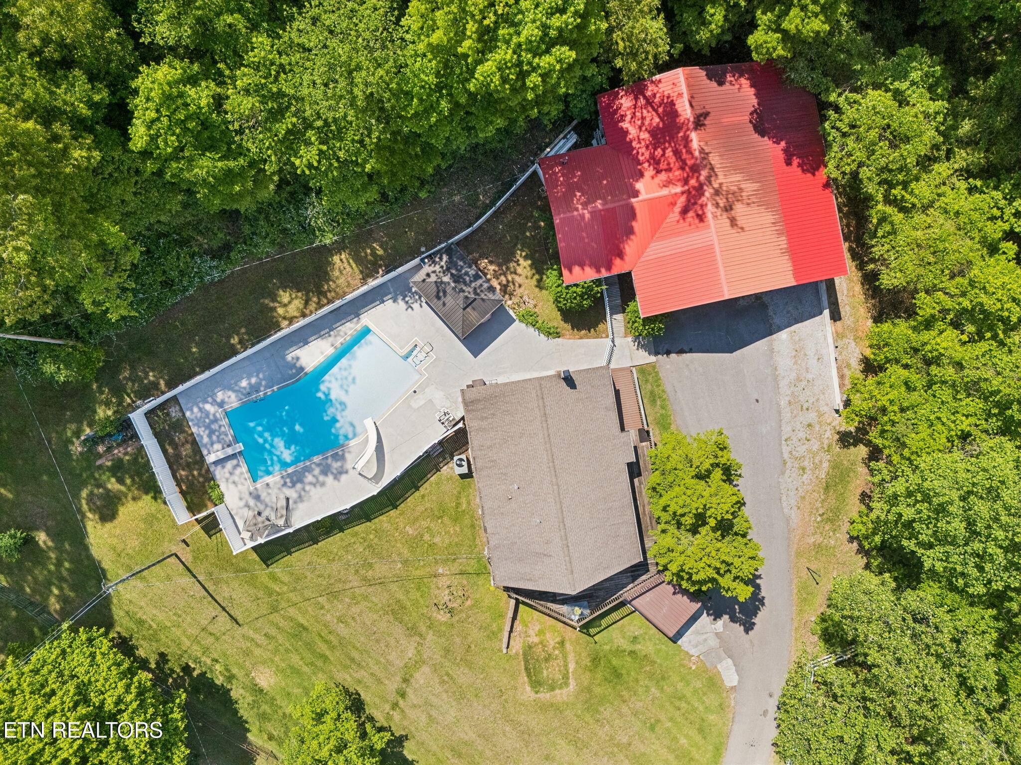 6911 Sevierville Pike Knoxville TN 37920