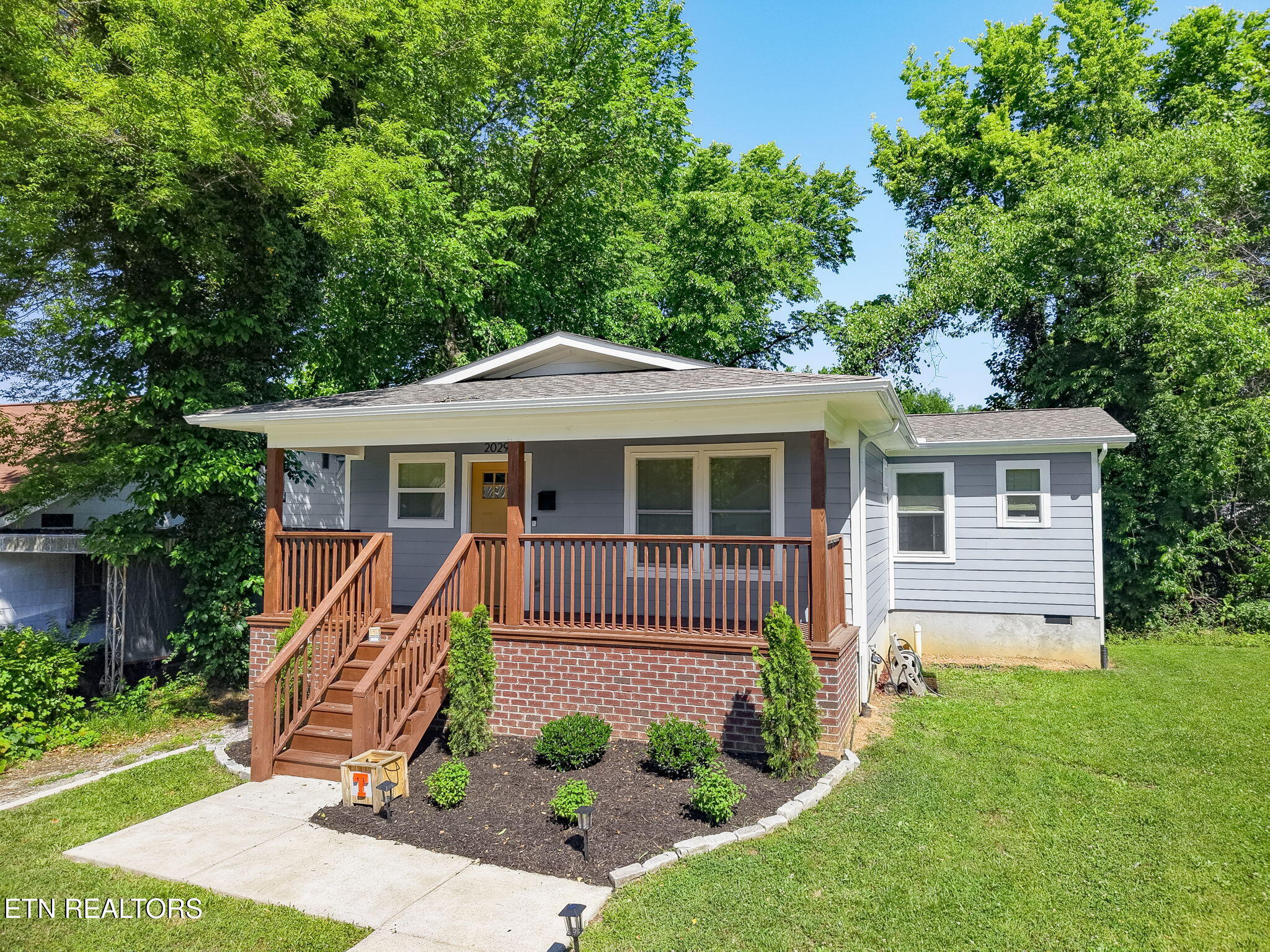 2029 E 5th Avenue Knoxville TN 37917