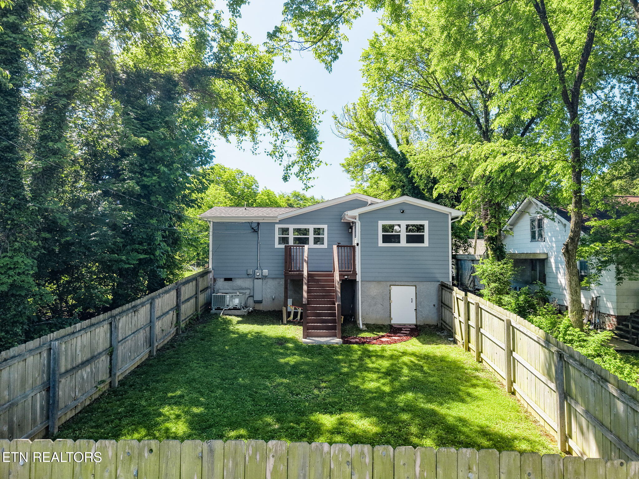 2029 E 5th Avenue Knoxville TN 37917