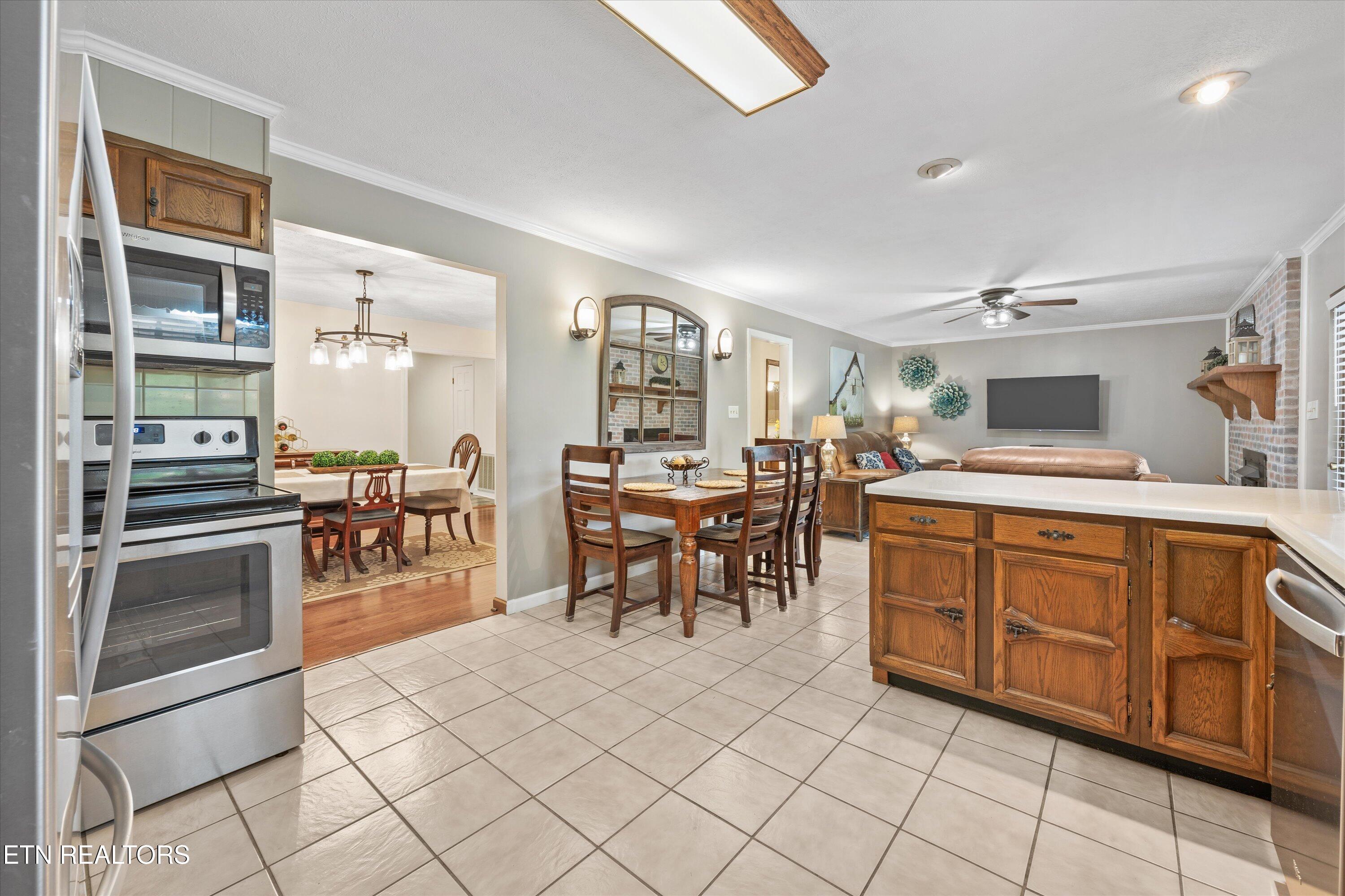 8028 Oak Ridge Highway Knoxville TN 37931