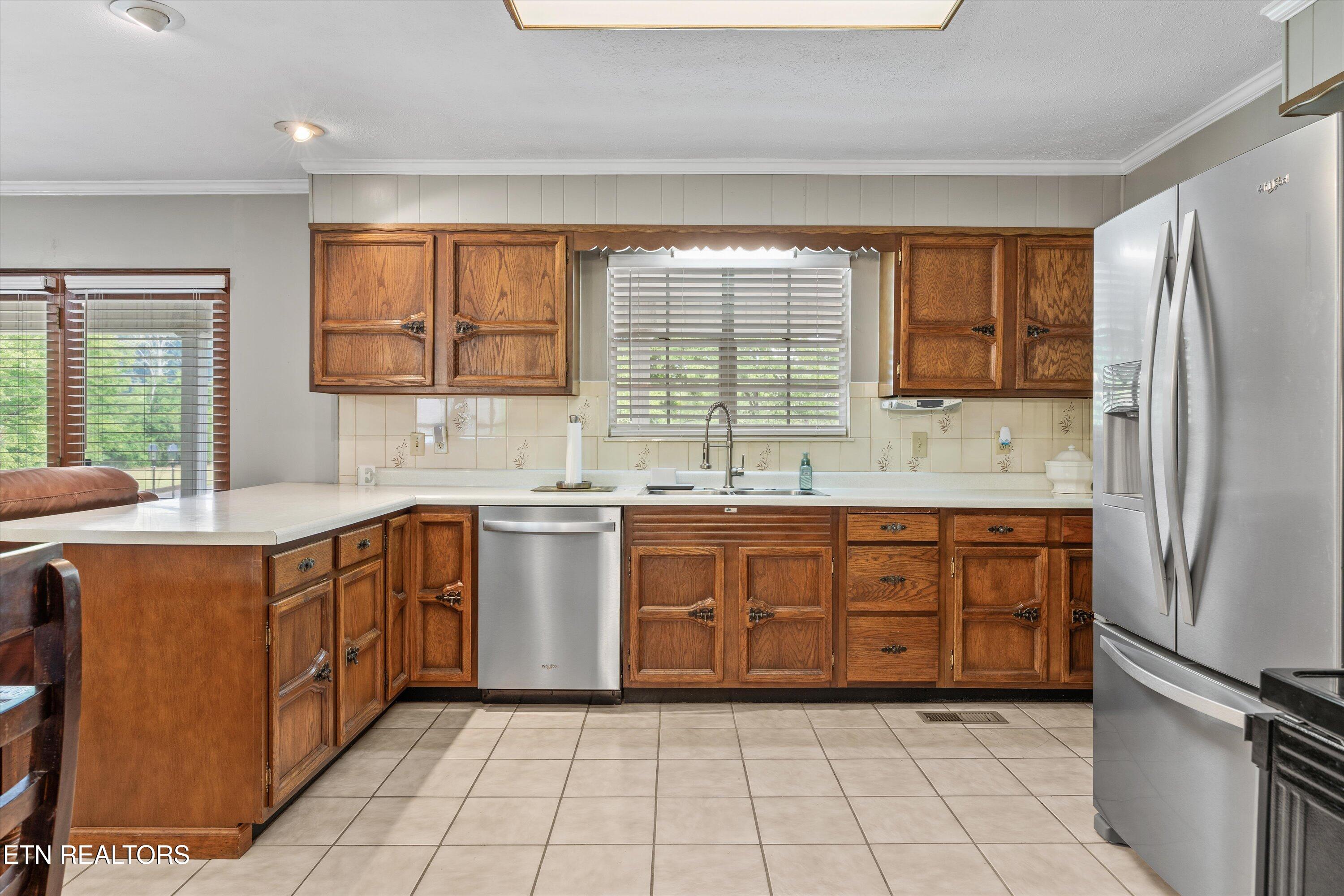 8028 Oak Ridge Highway Knoxville TN 37931