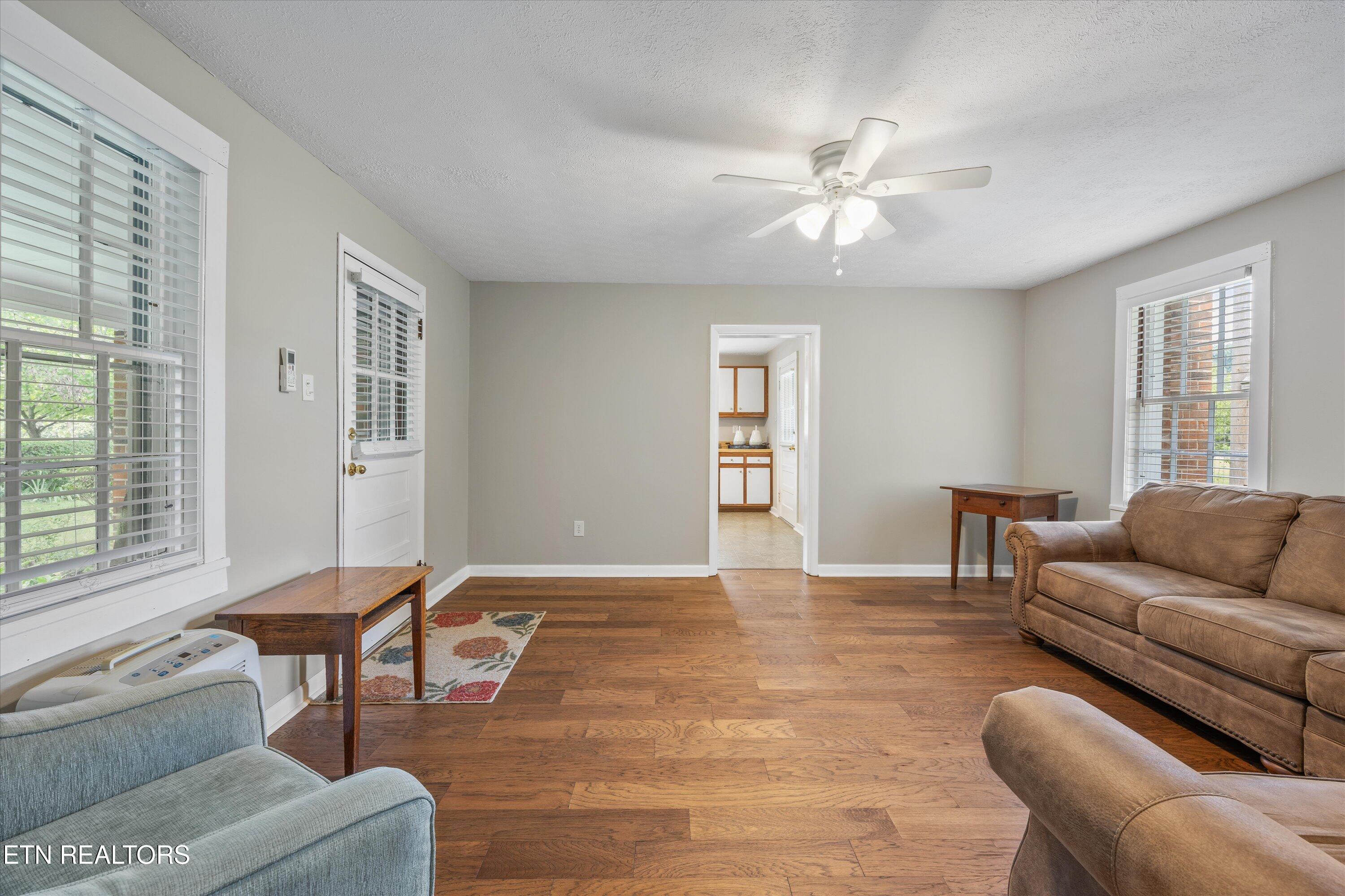 8028 Oak Ridge Highway Knoxville TN 37931