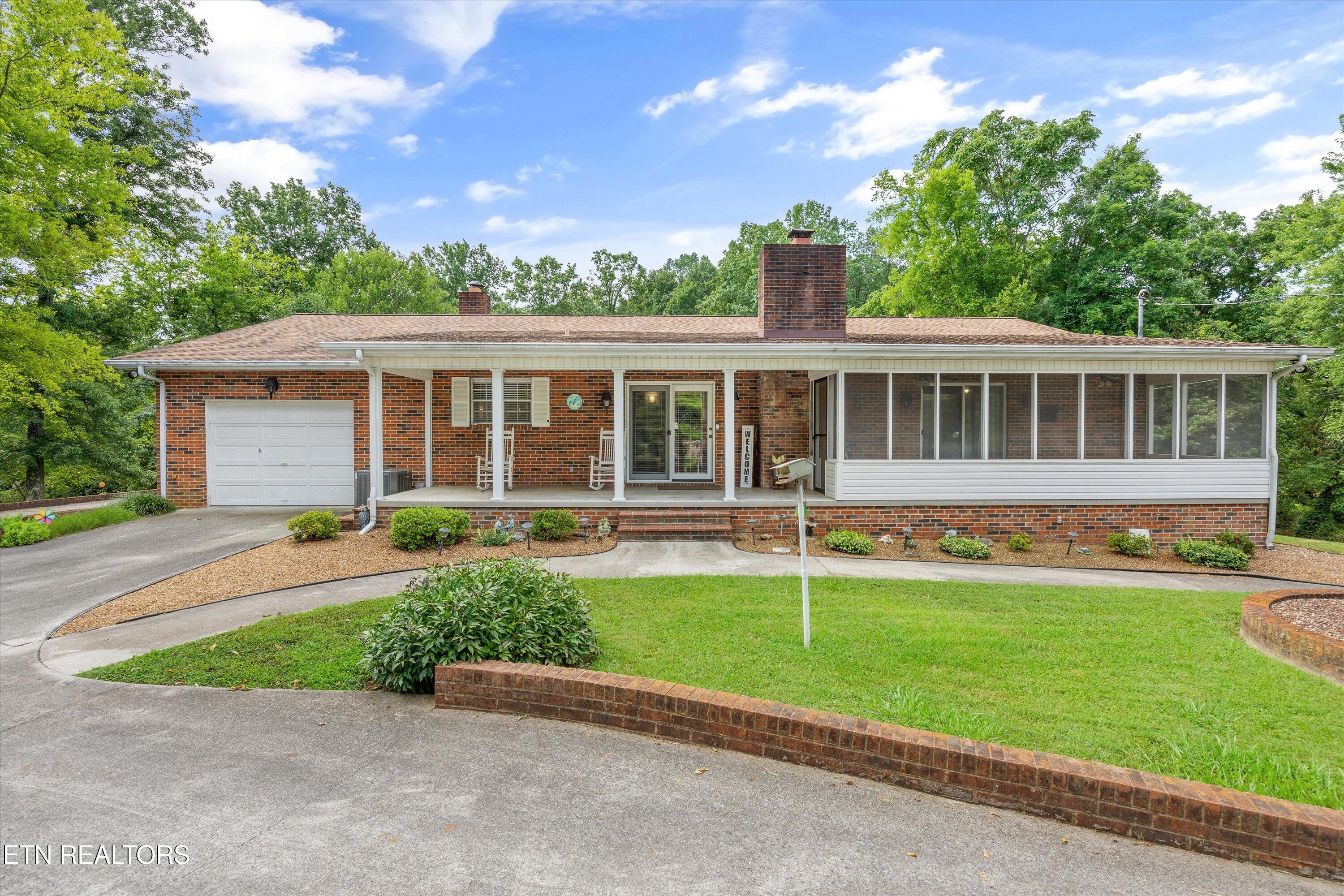 8028 Oak Ridge Highway Knoxville TN 37931