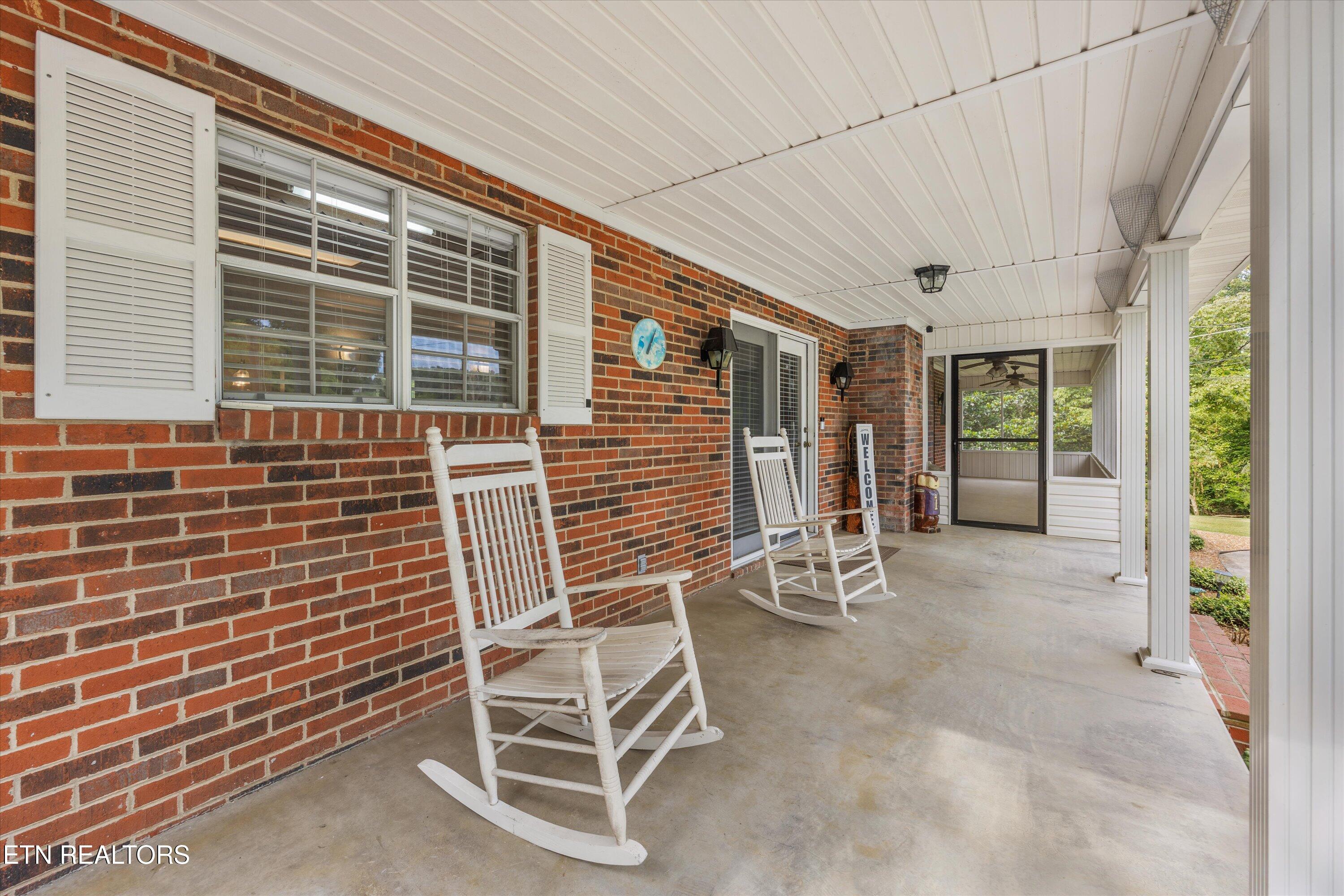 8028 Oak Ridge Highway Knoxville TN 37931