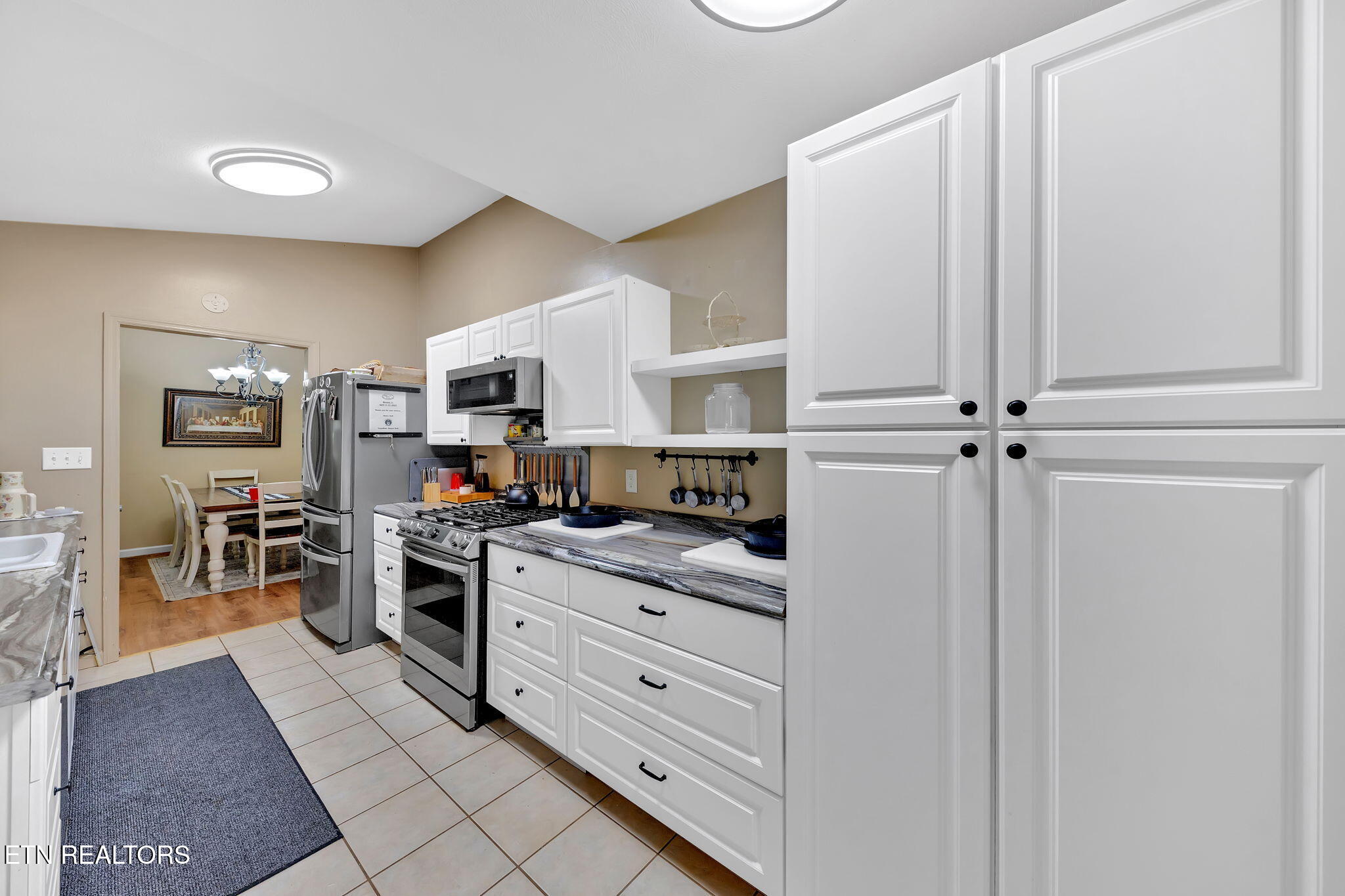 3721 Meadowland Drive Morristown TN 37814