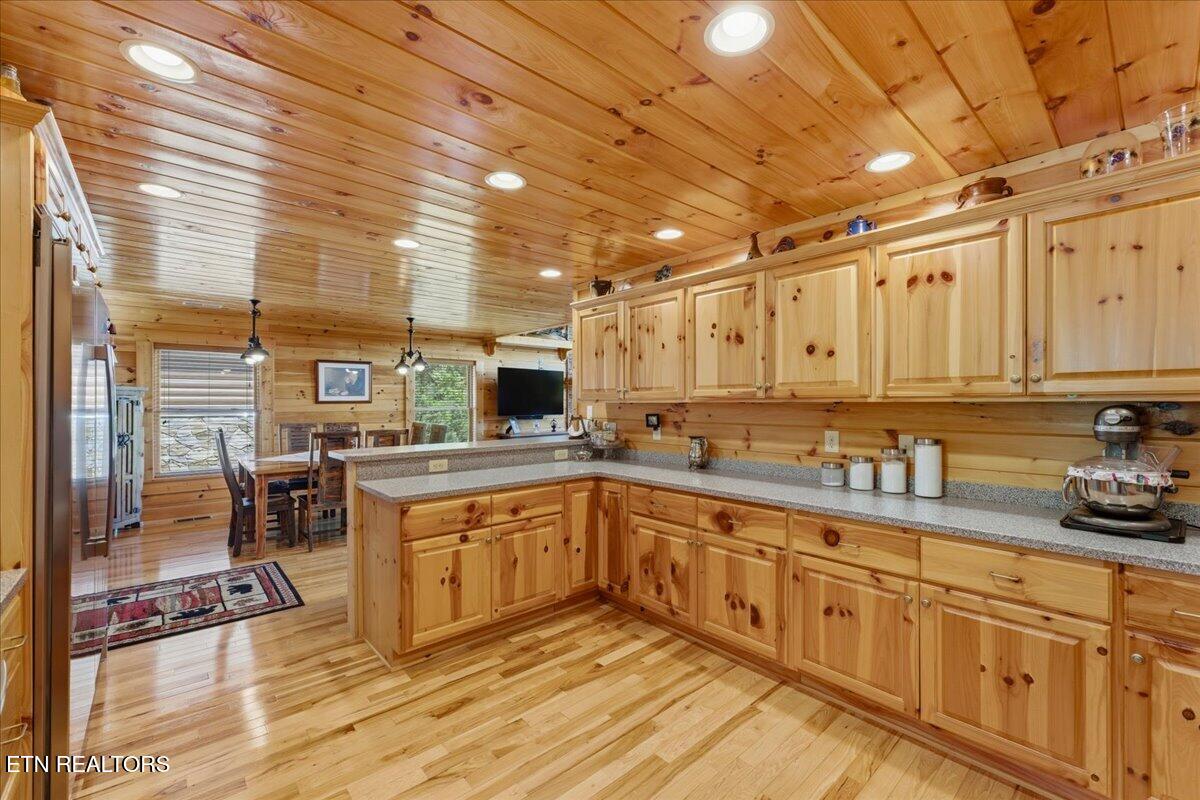 2732 Cayanne Road Cosby TN 37722