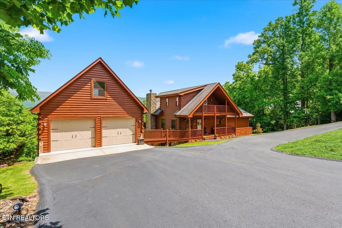 2732 Cayanne Road Cosby TN 37722