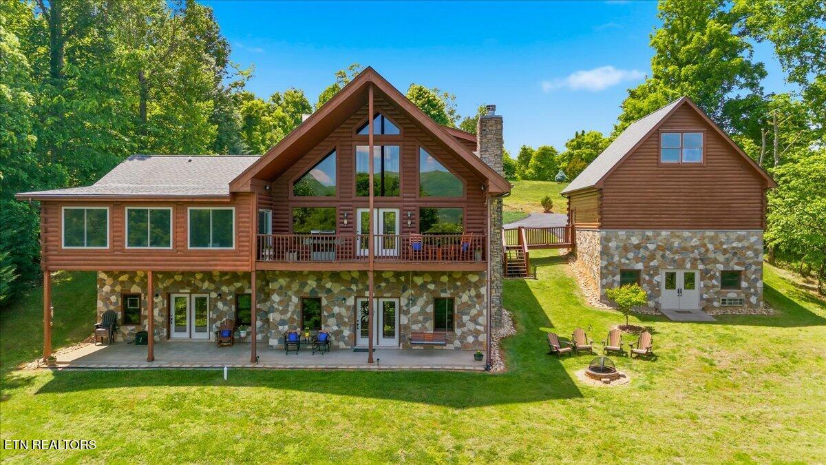 2732 Cayanne Road Cosby TN 37722