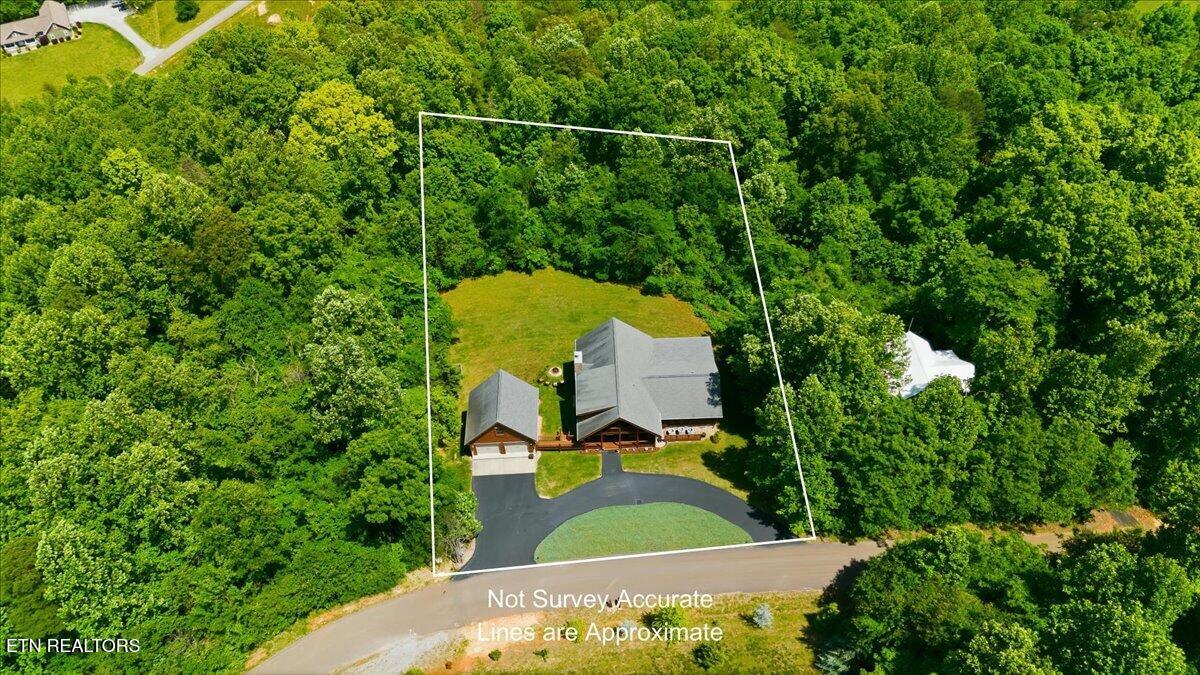 2732 Cayanne Road Cosby TN 37722