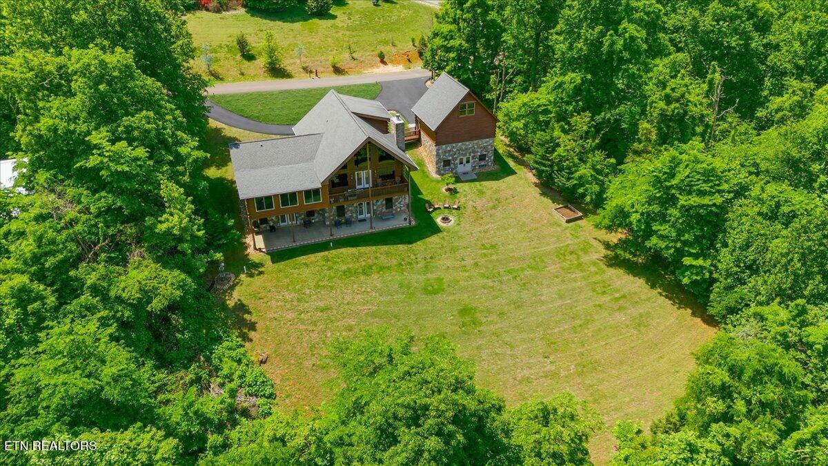 2732 Cayanne Road Cosby TN 37722