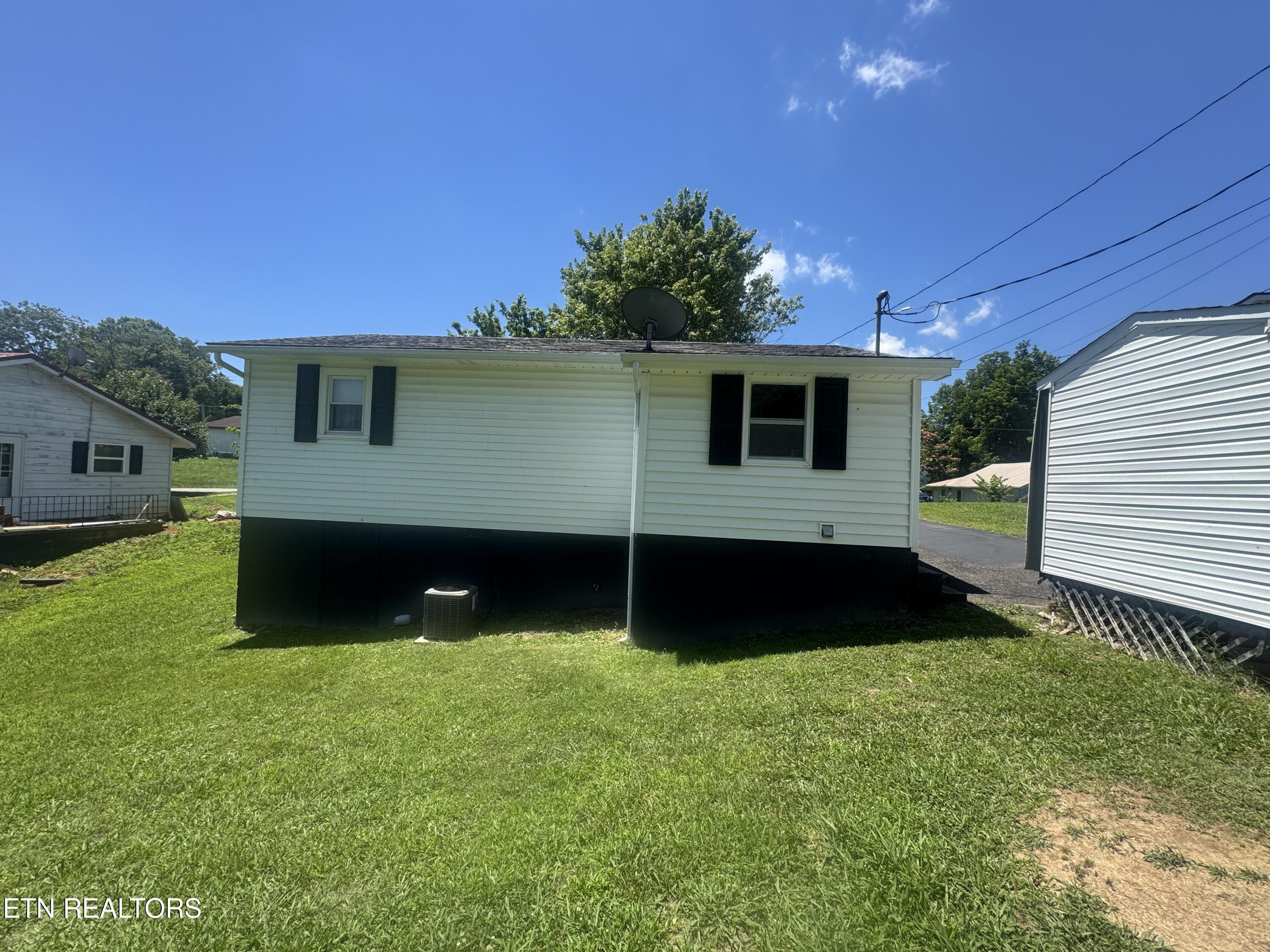 156 Easy Street Newport TN 37821