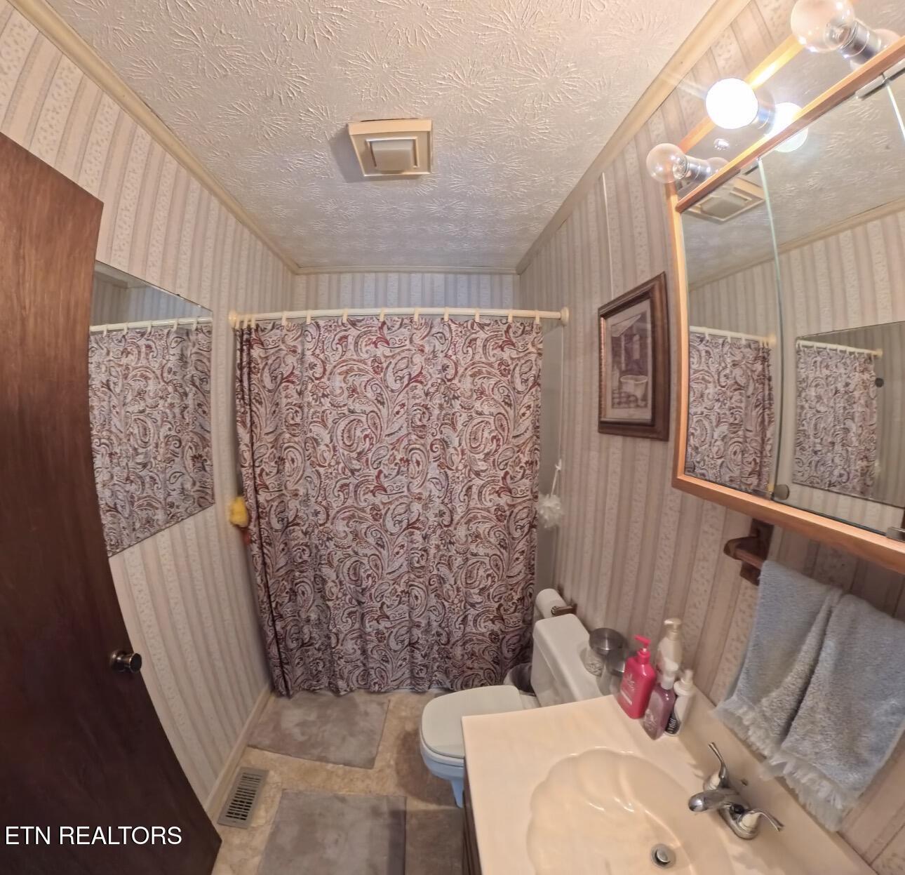 156 Easy Street Newport TN 37821