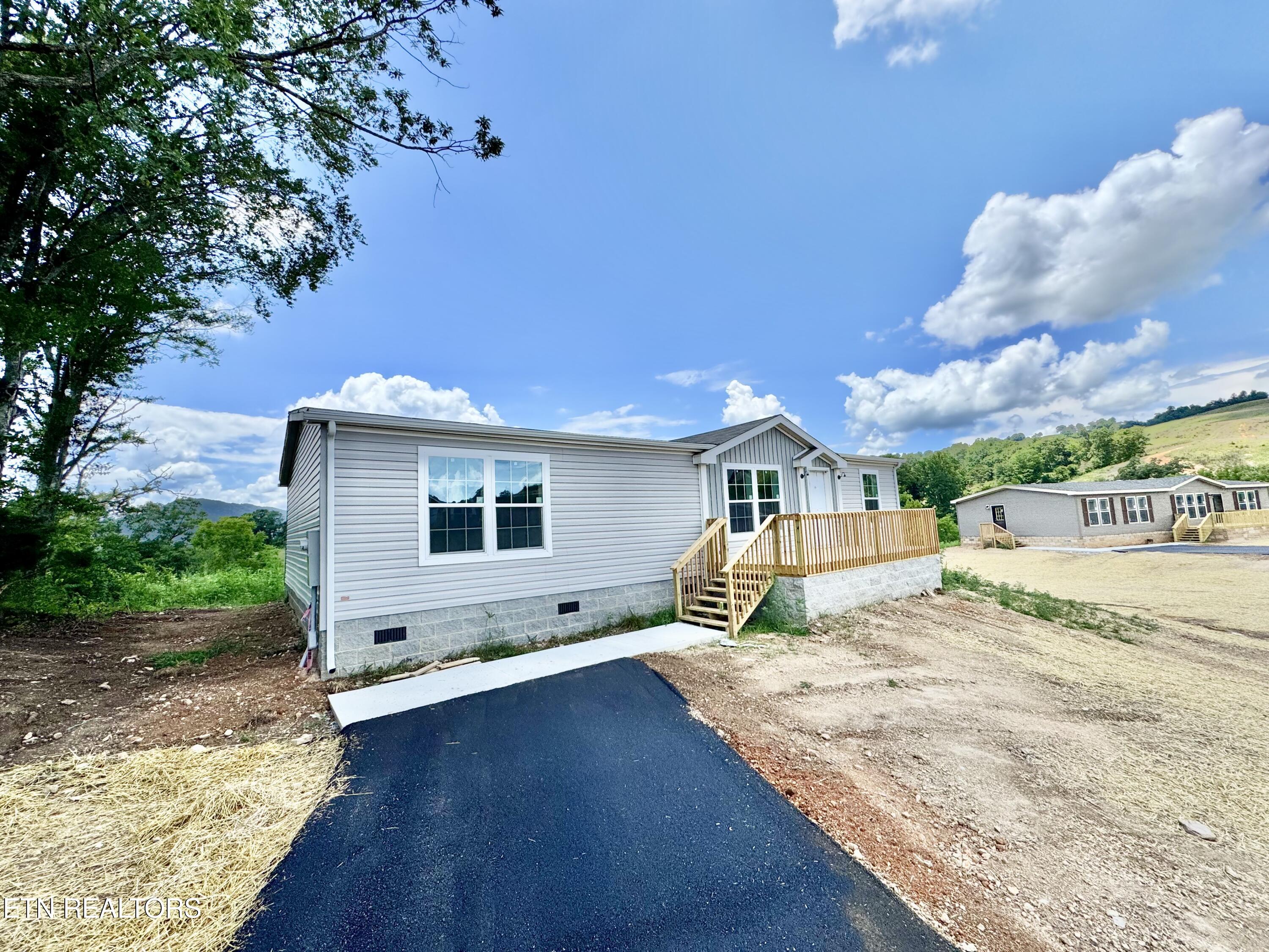 307 Perkey Way New Tazewell TN 37825