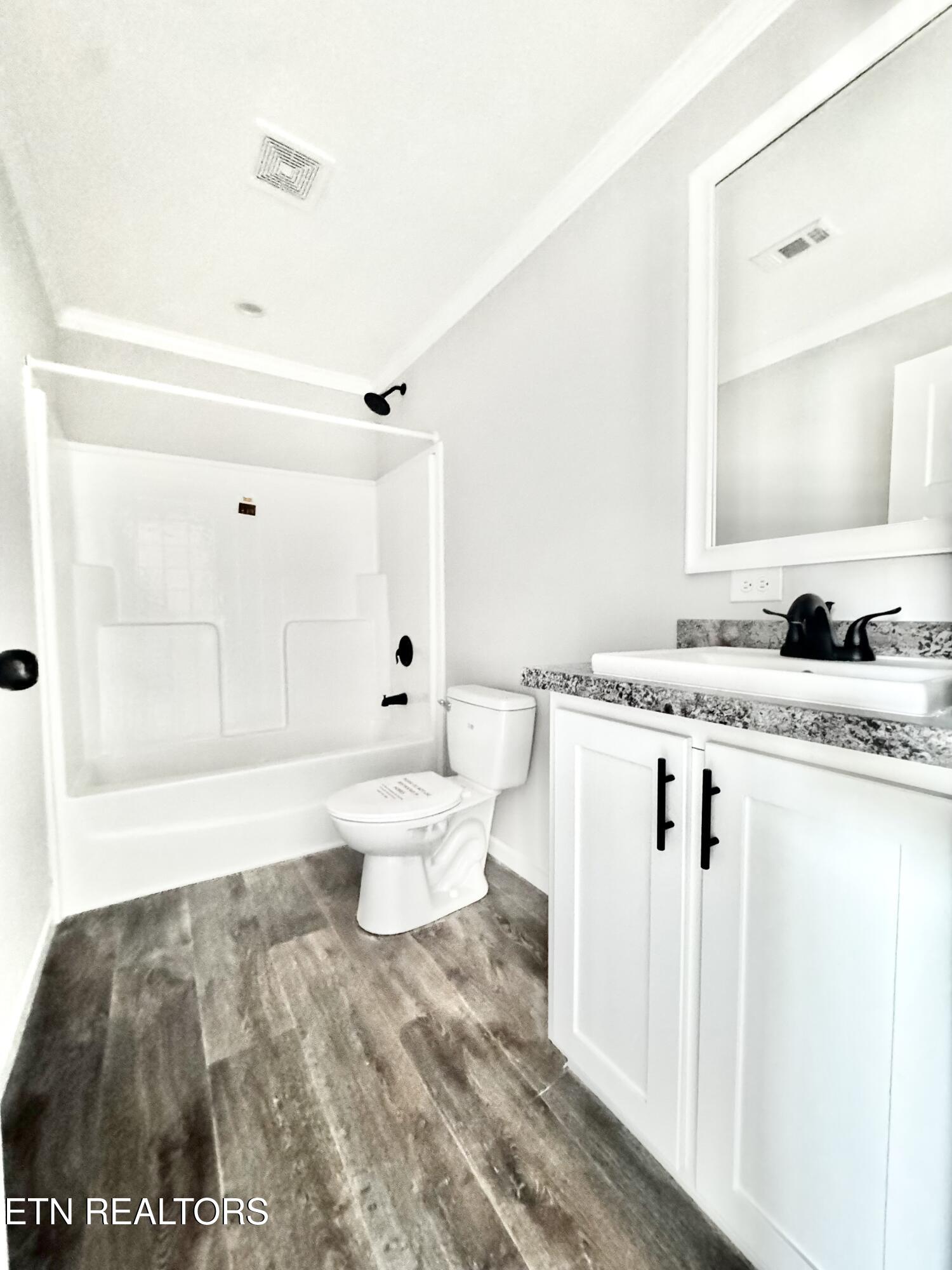 307 Perkey Way New Tazewell TN 37825