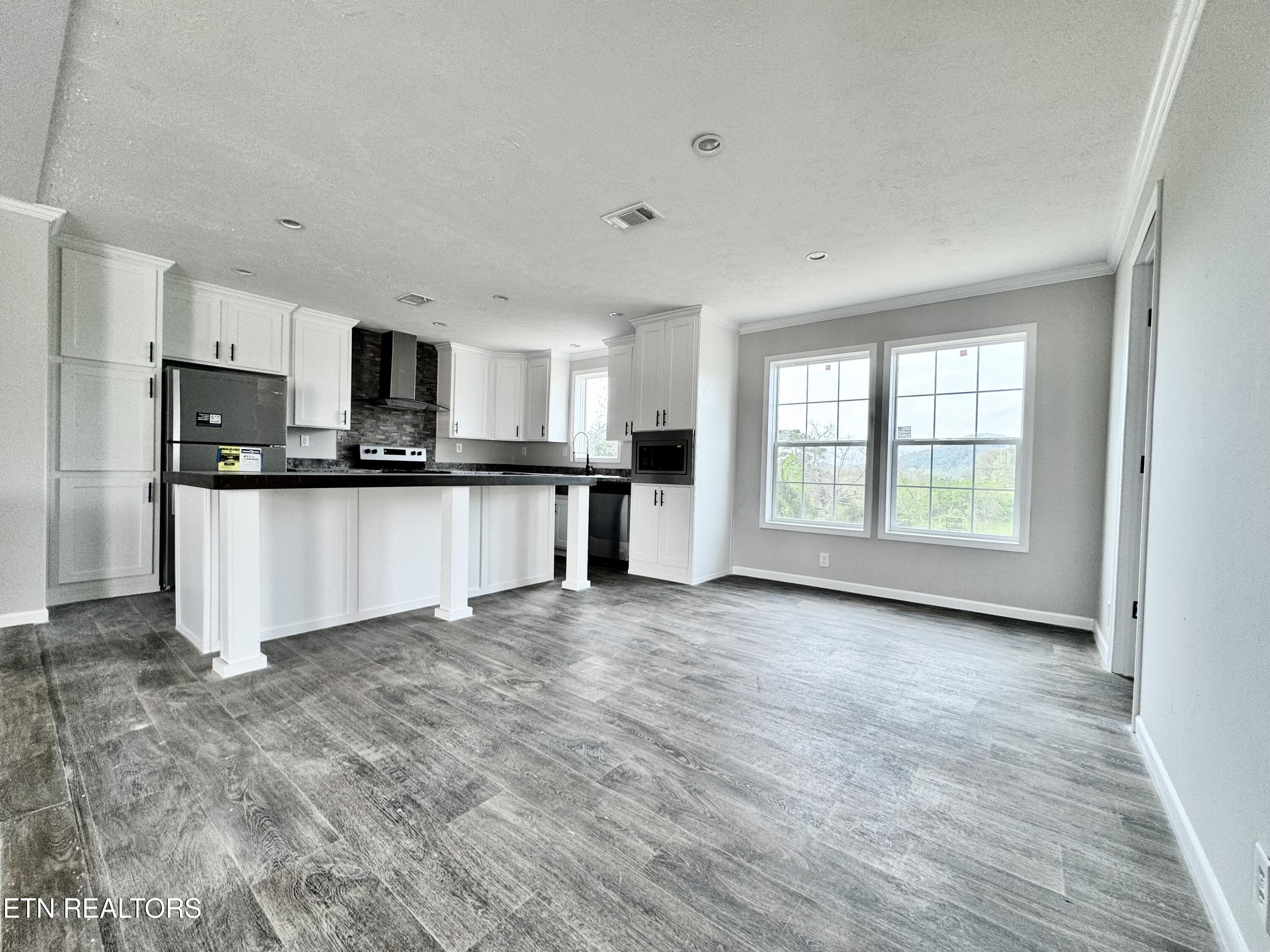 307 Perkey Way New Tazewell TN 37825