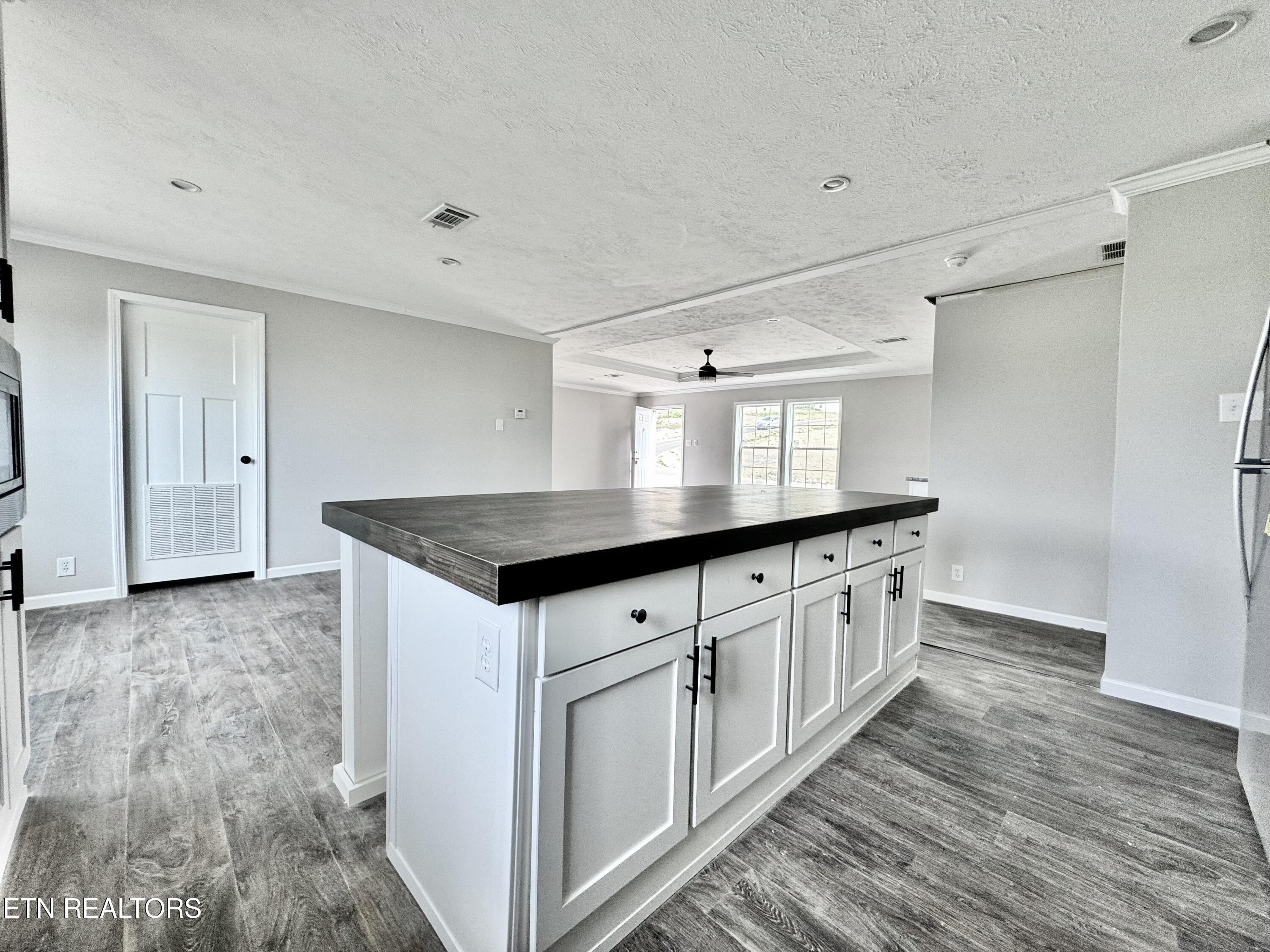 307 Perkey Way New Tazewell TN 37825