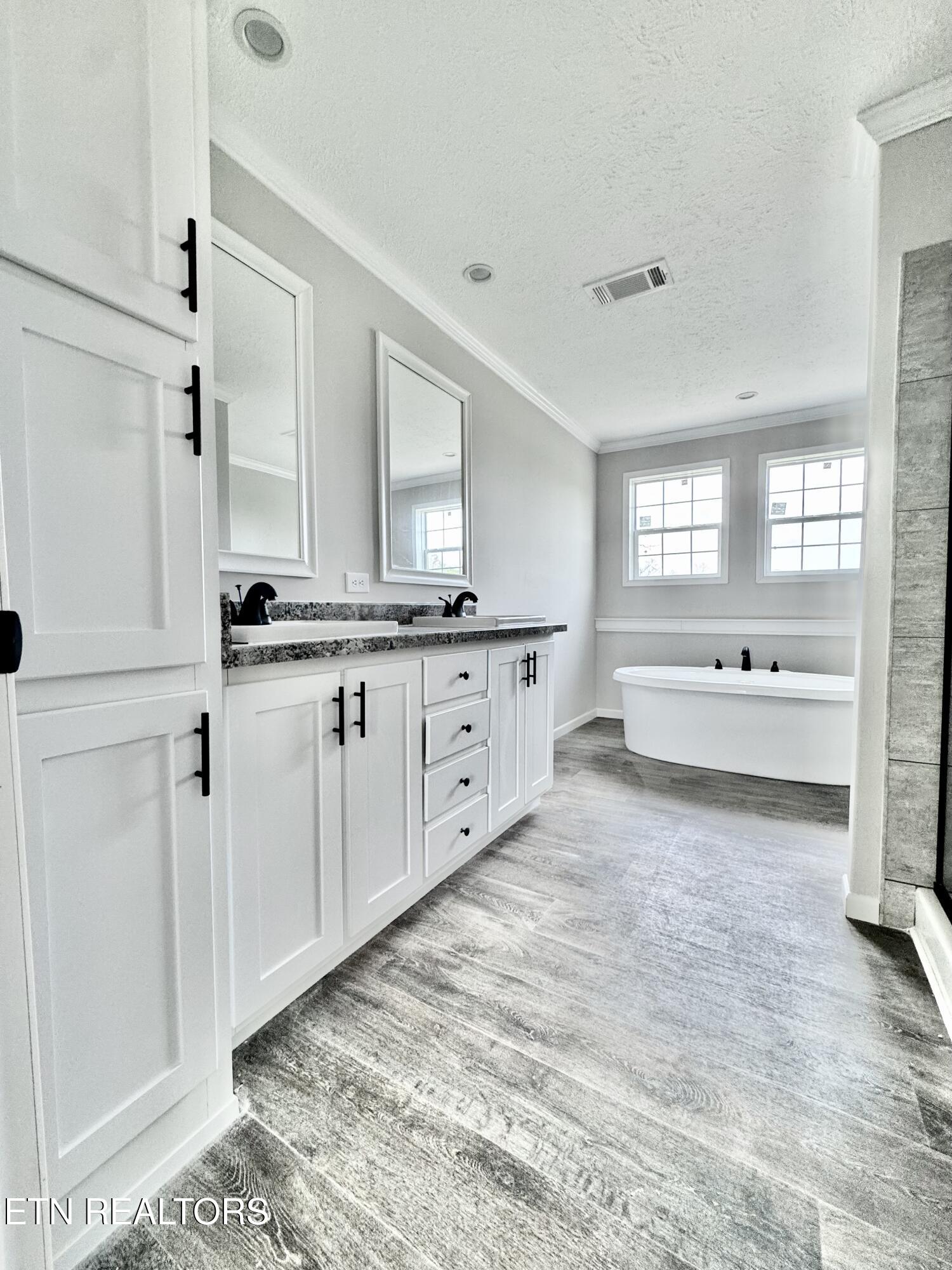 307 Perkey Way New Tazewell TN 37825