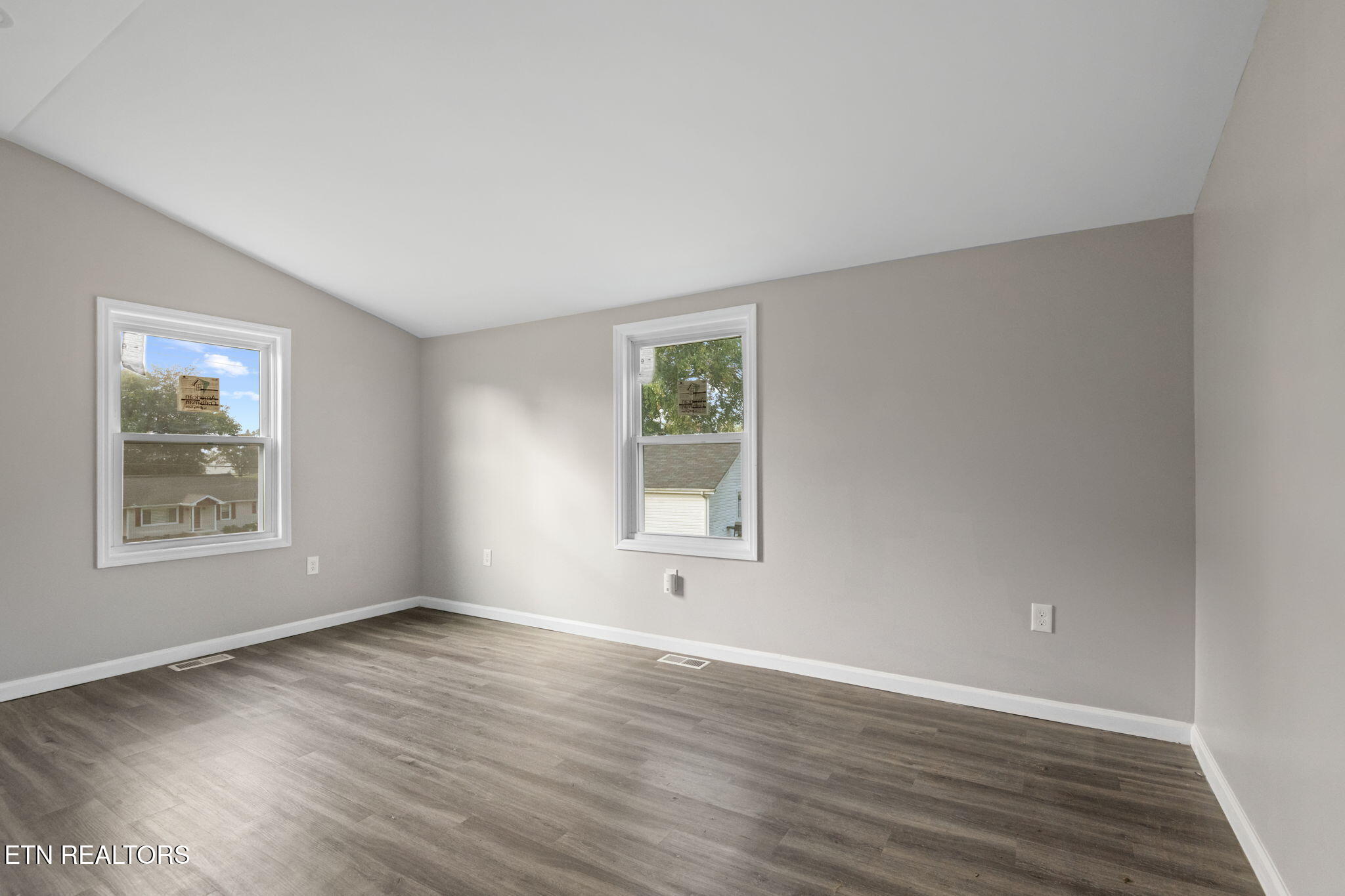 303 Hillcrest Street Clinton TN 37716