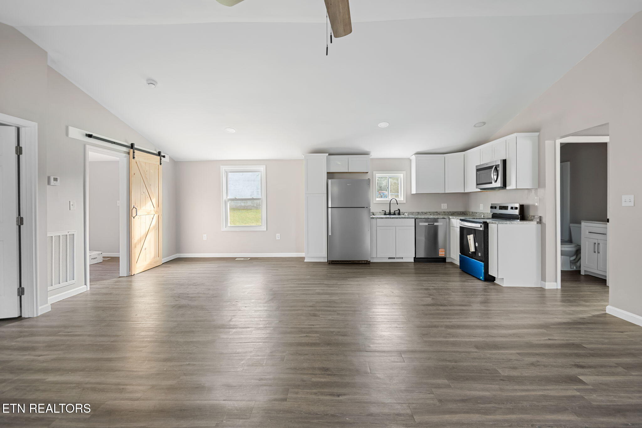 303 Hillcrest Street Clinton TN 37716