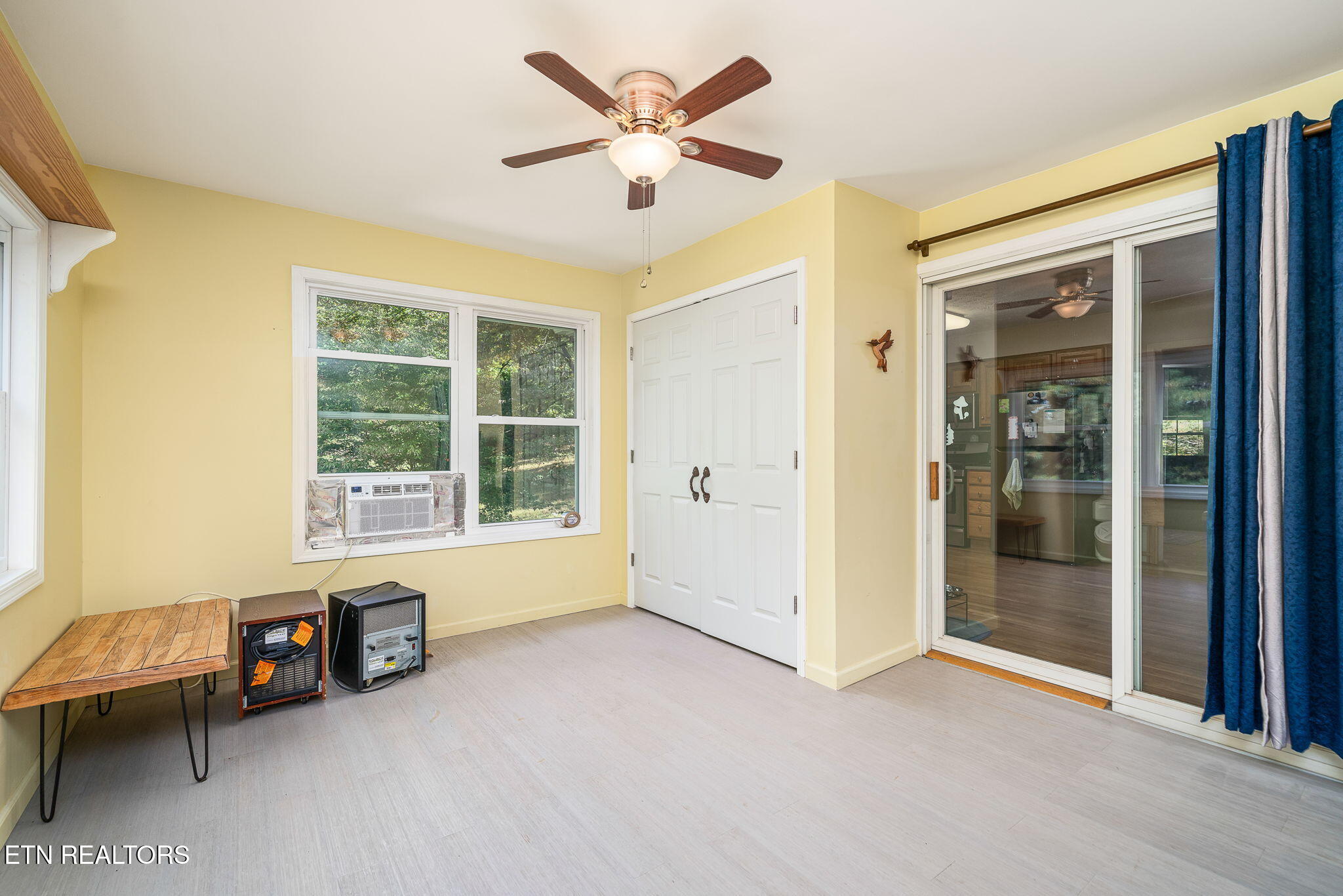 614 W Creston Road Crossville TN 38571