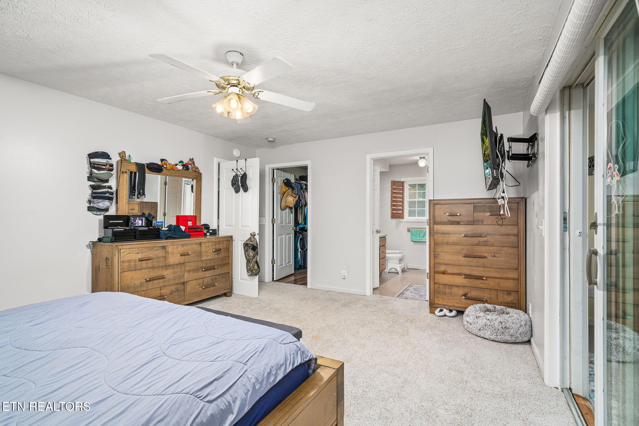 614 W Creston Road Crossville TN 38571
