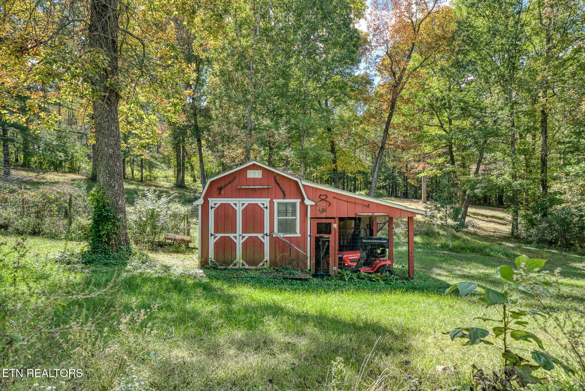 614 W Creston Road Crossville TN 38571