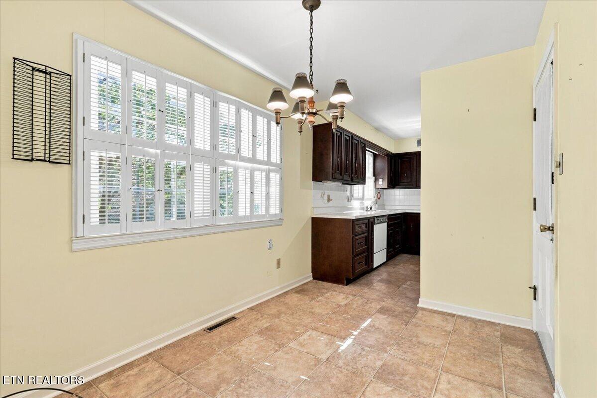 5304 Angeles Drive Knoxville TN 37918