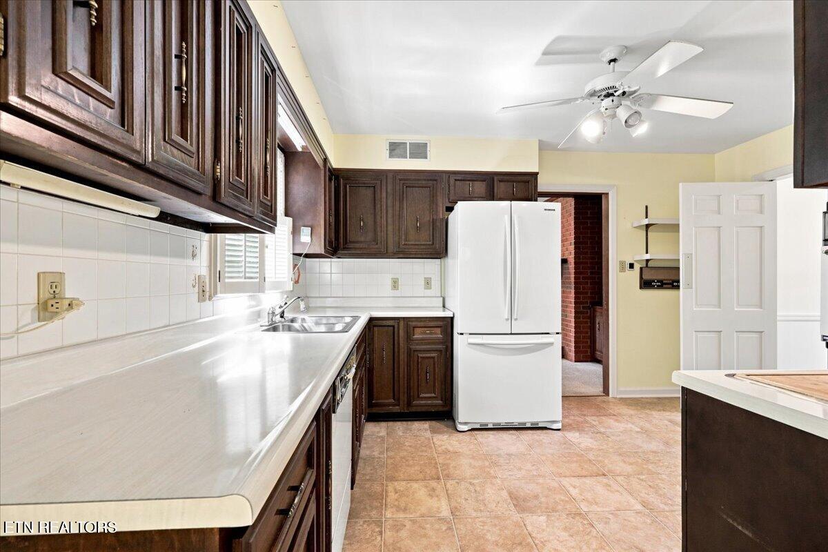 5304 Angeles Drive Knoxville TN 37918