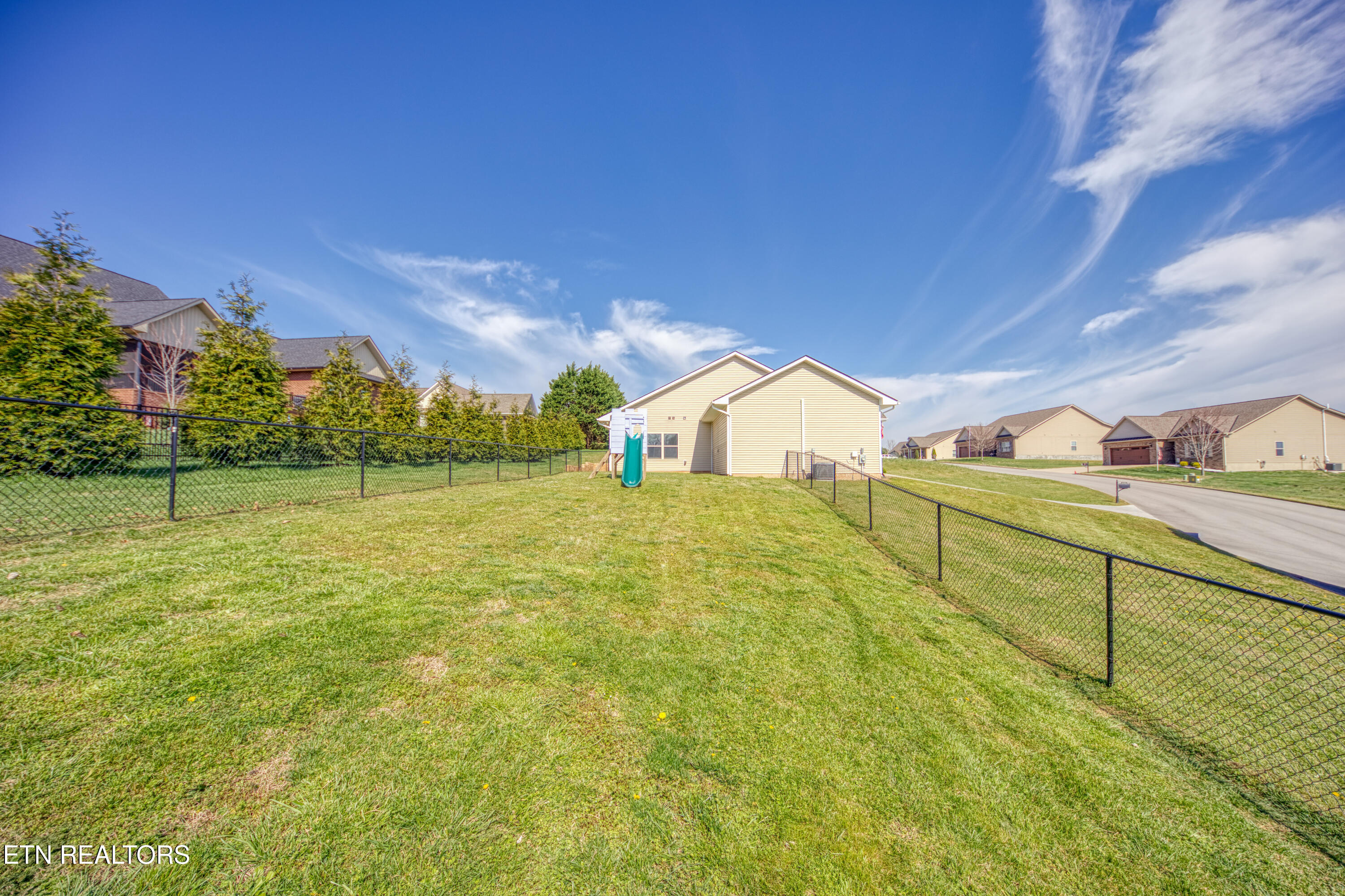 2131 Frewin Court Sevierville TN 37876