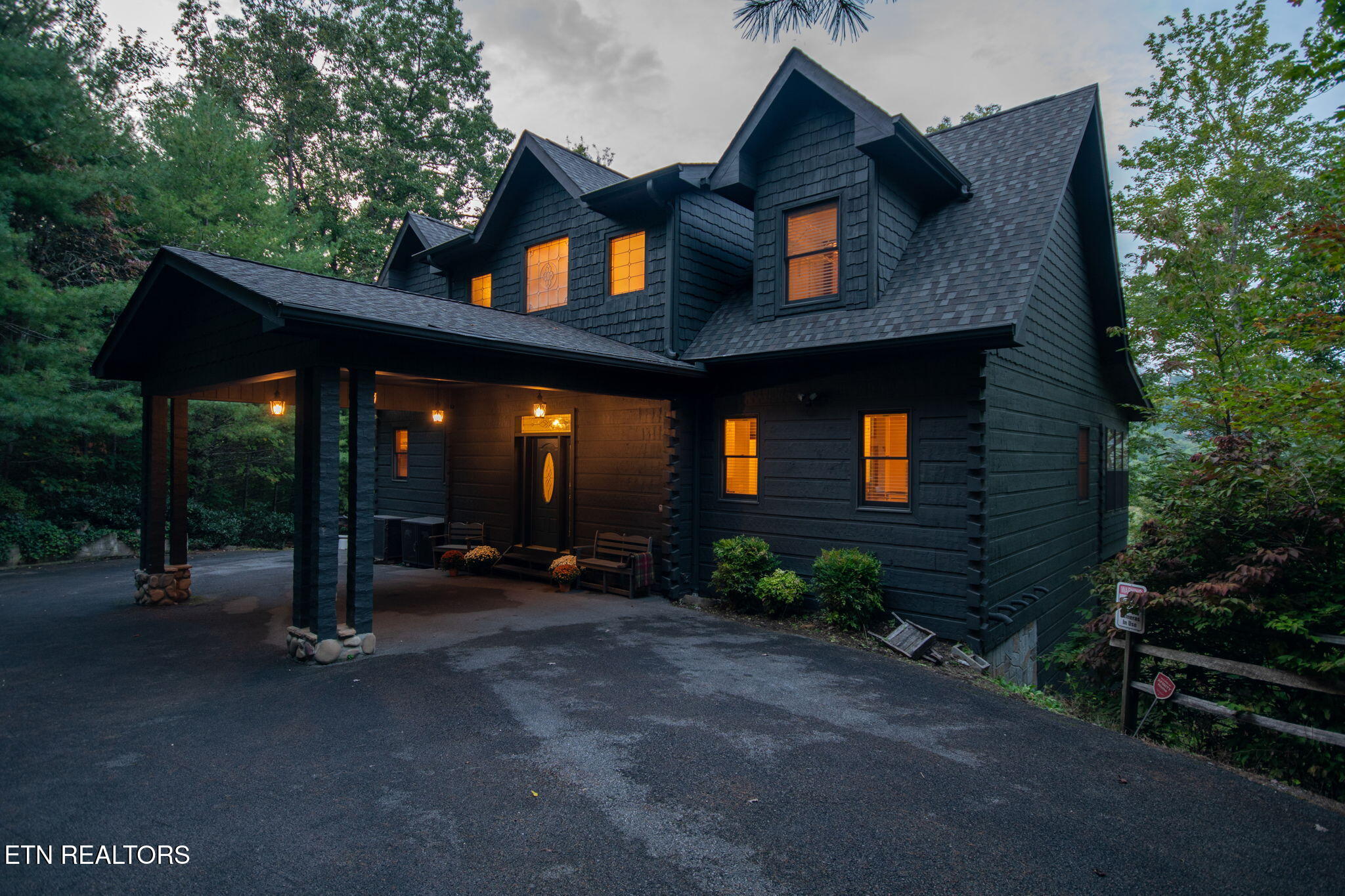 3148 Rocking Chair Lane Sevierville TN 37862