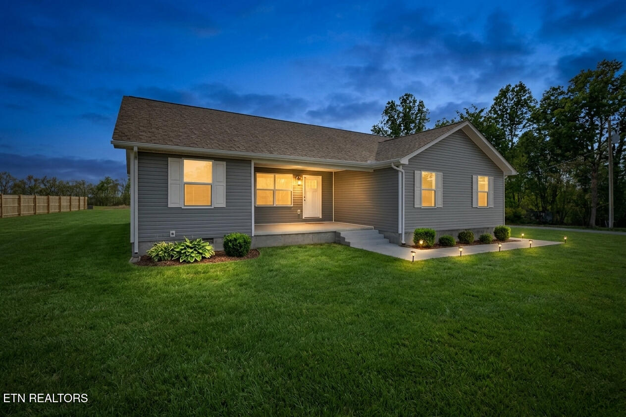3695 Martha Washington Road Clarkrange TN 38553