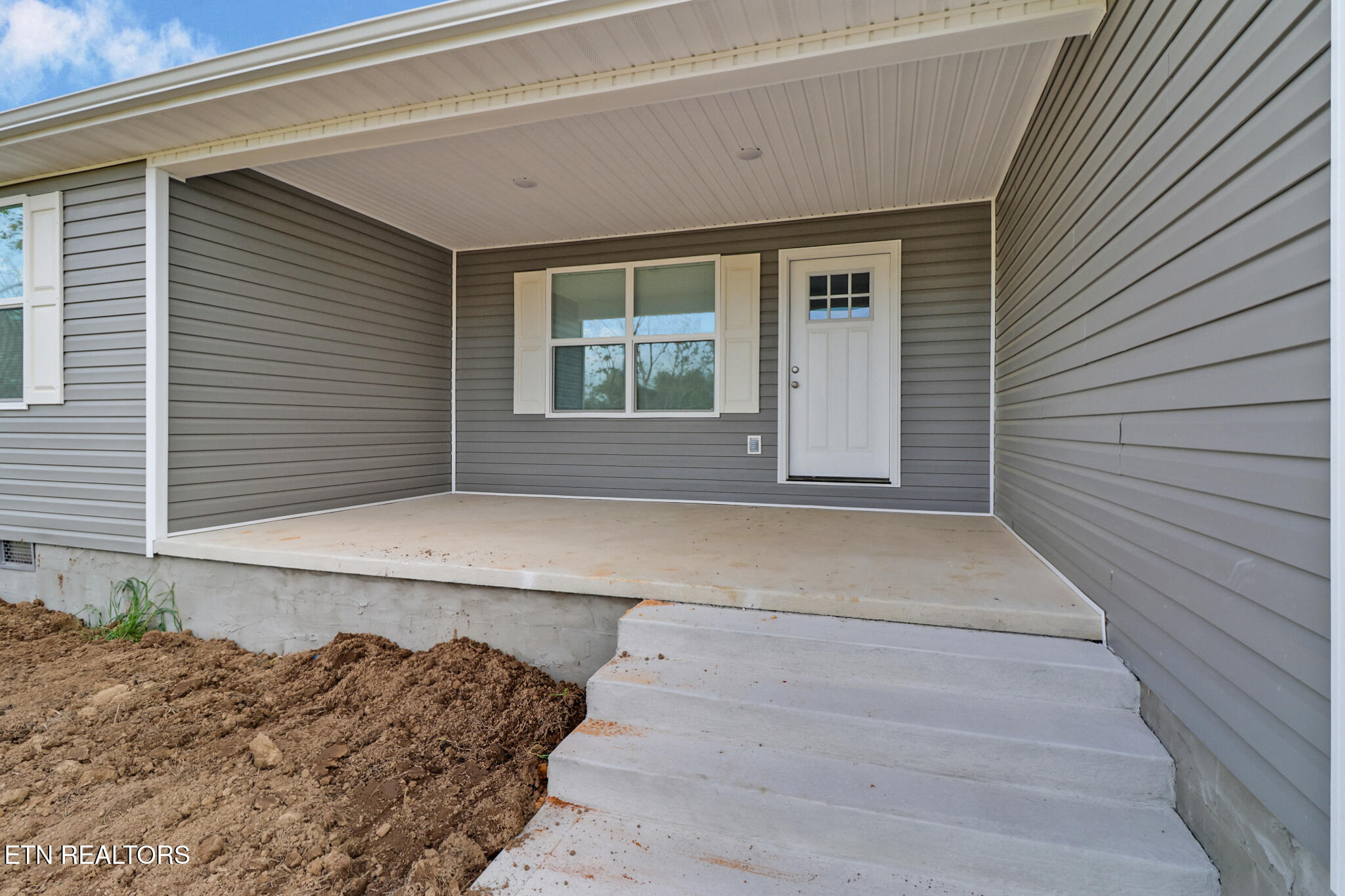 3695 Martha Washington Road Clarkrange TN 38553