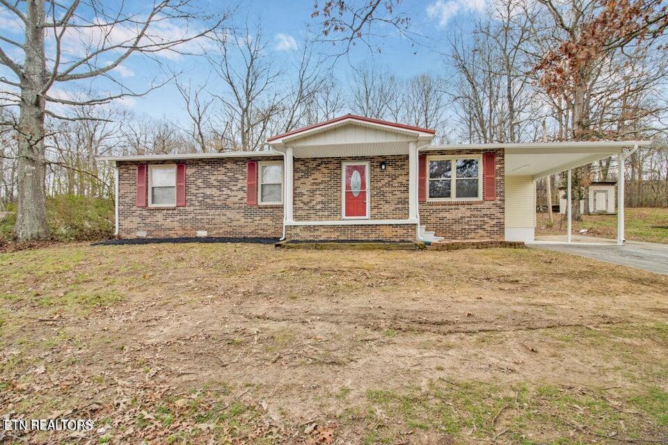 608 W 10th Avenue Lenoir City TN 37771