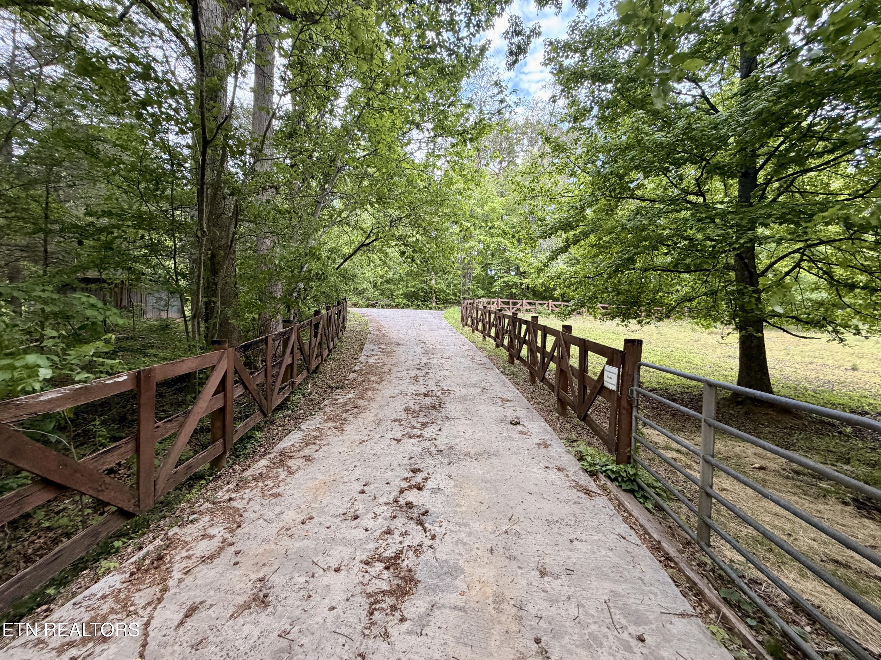 489 Hickory Grove Road Madisonville TN 37354