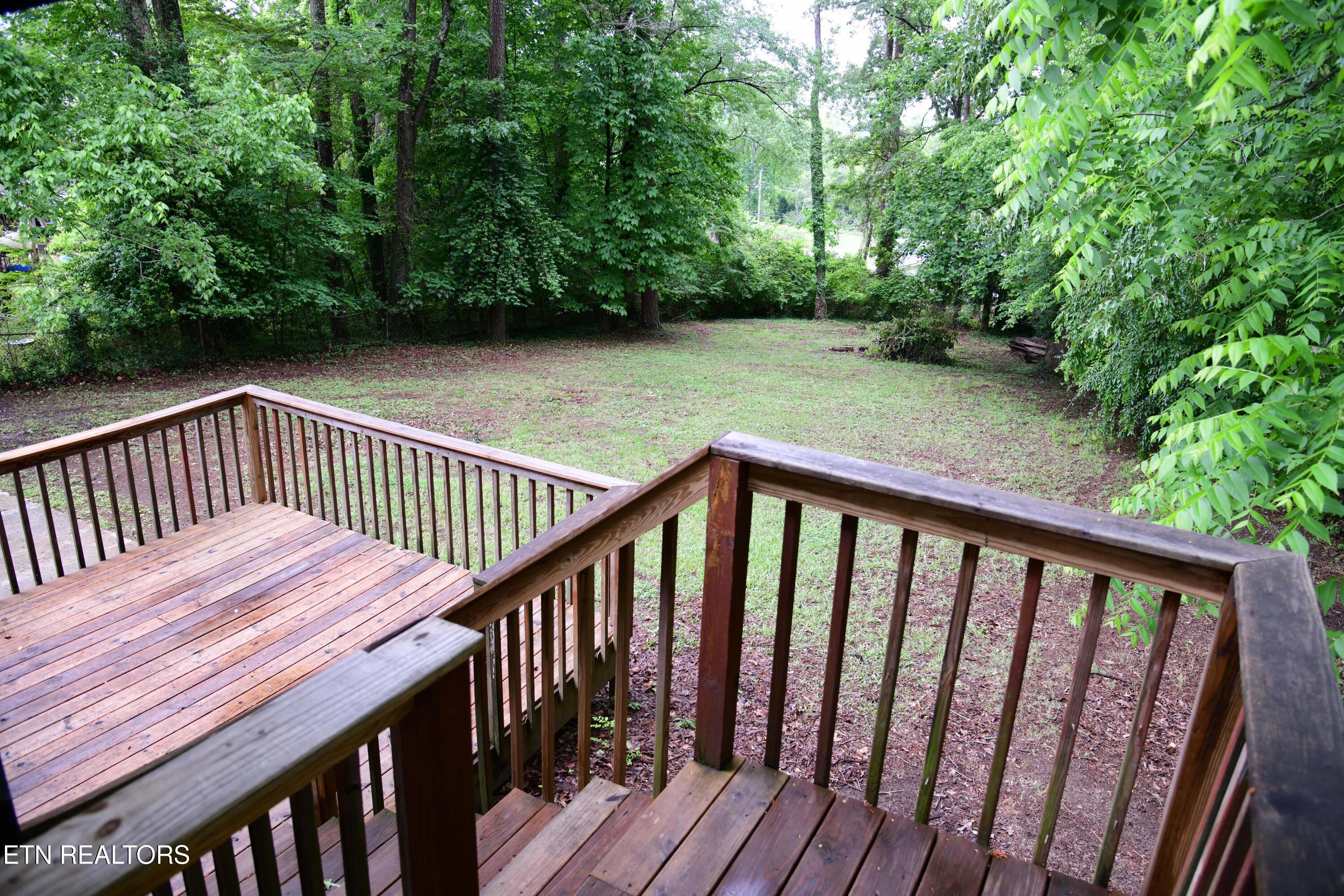 102 Henderson Lane Oak Ridge TN 37830