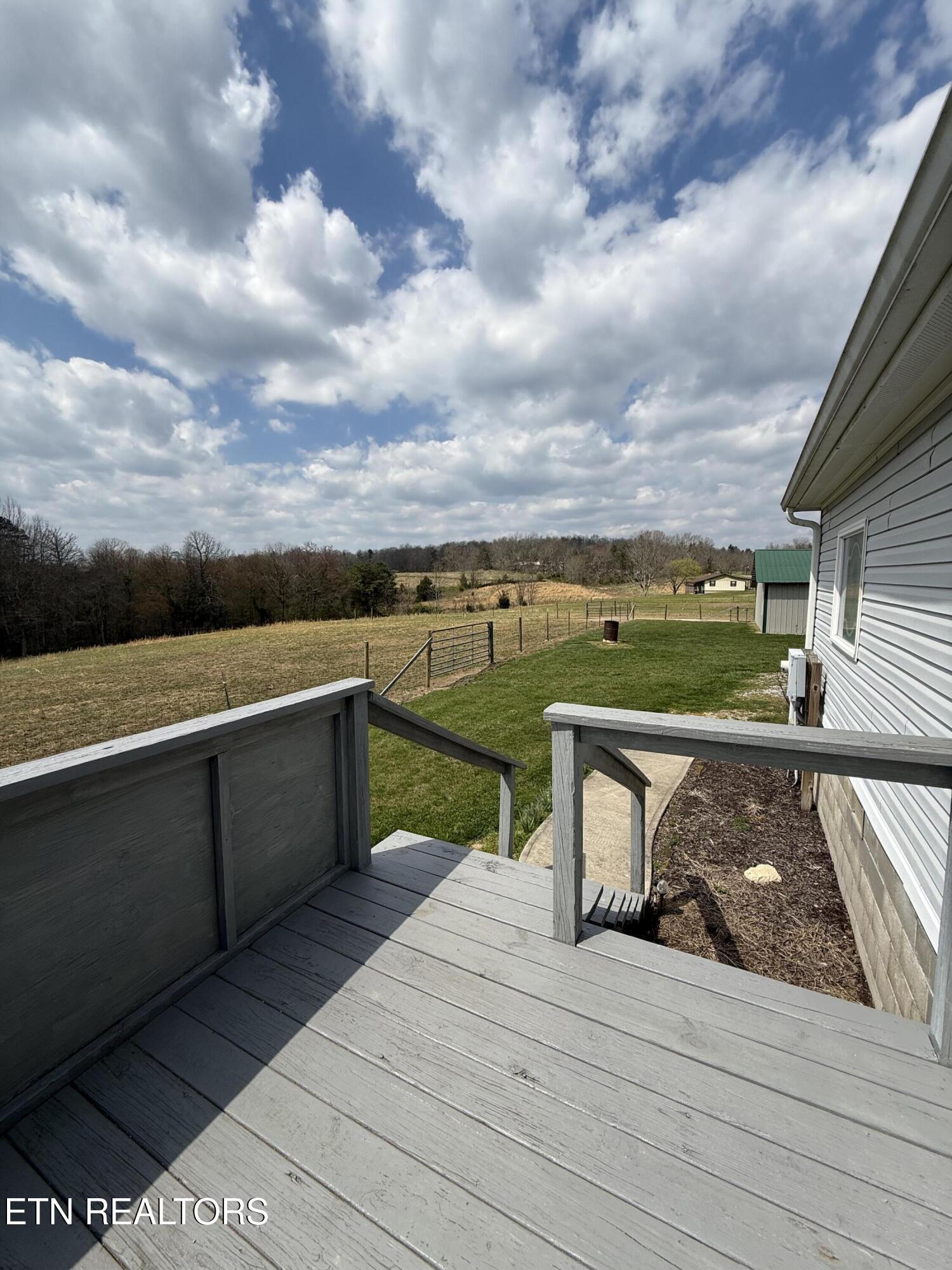 1978 Oloff Smith Road Allardt TN 38504