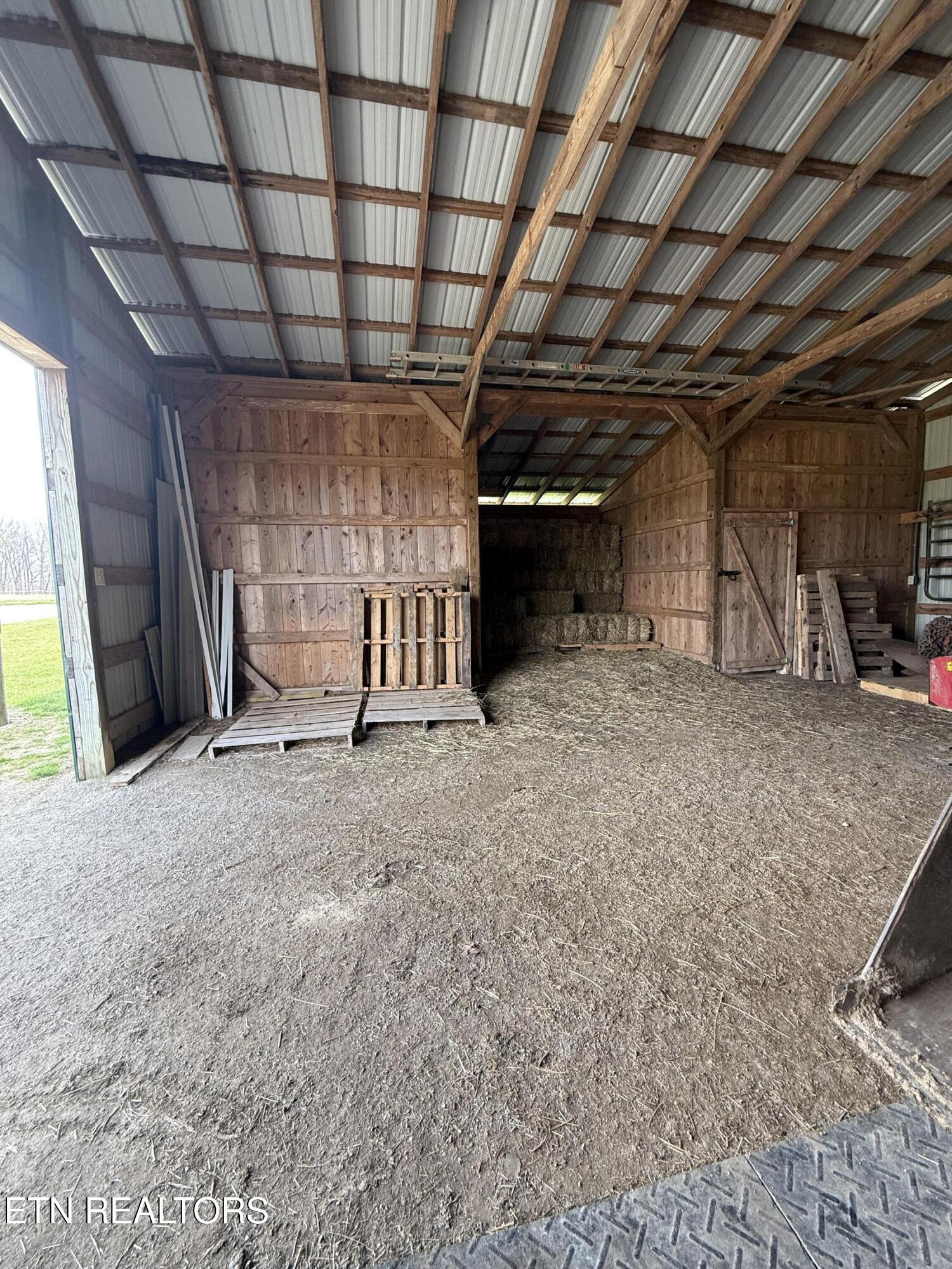 1978 Oloff Smith Road Allardt TN 38504