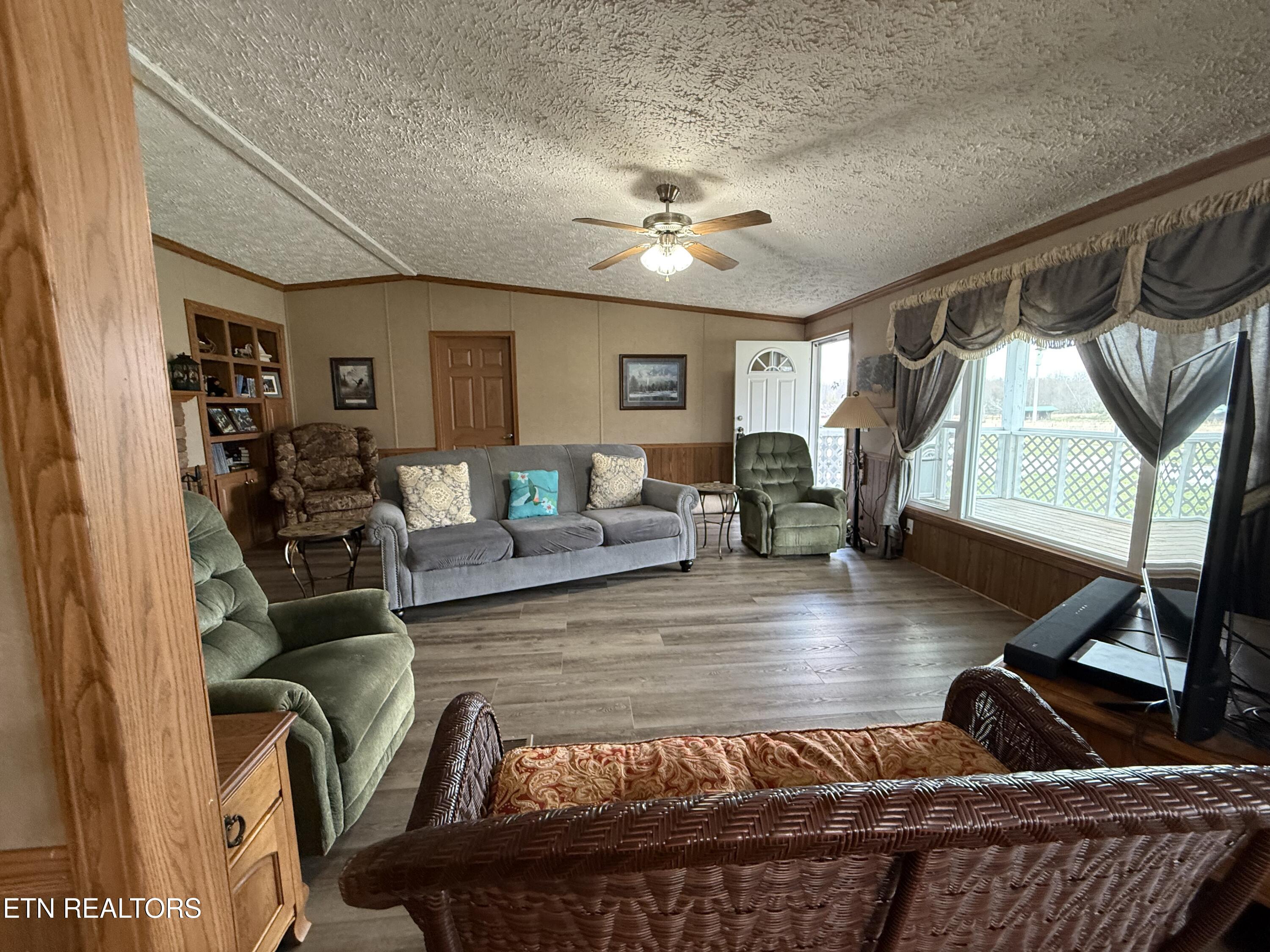 1978 Oloff Smith Road Allardt TN 38504