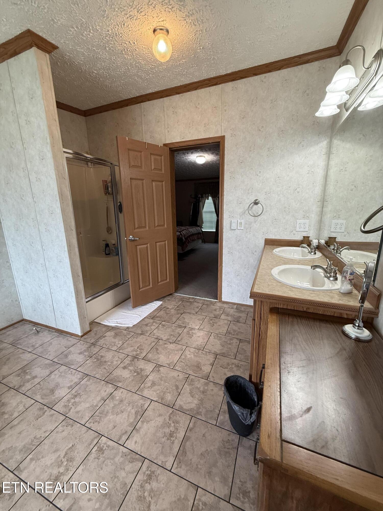 1978 Oloff Smith Road Allardt TN 38504