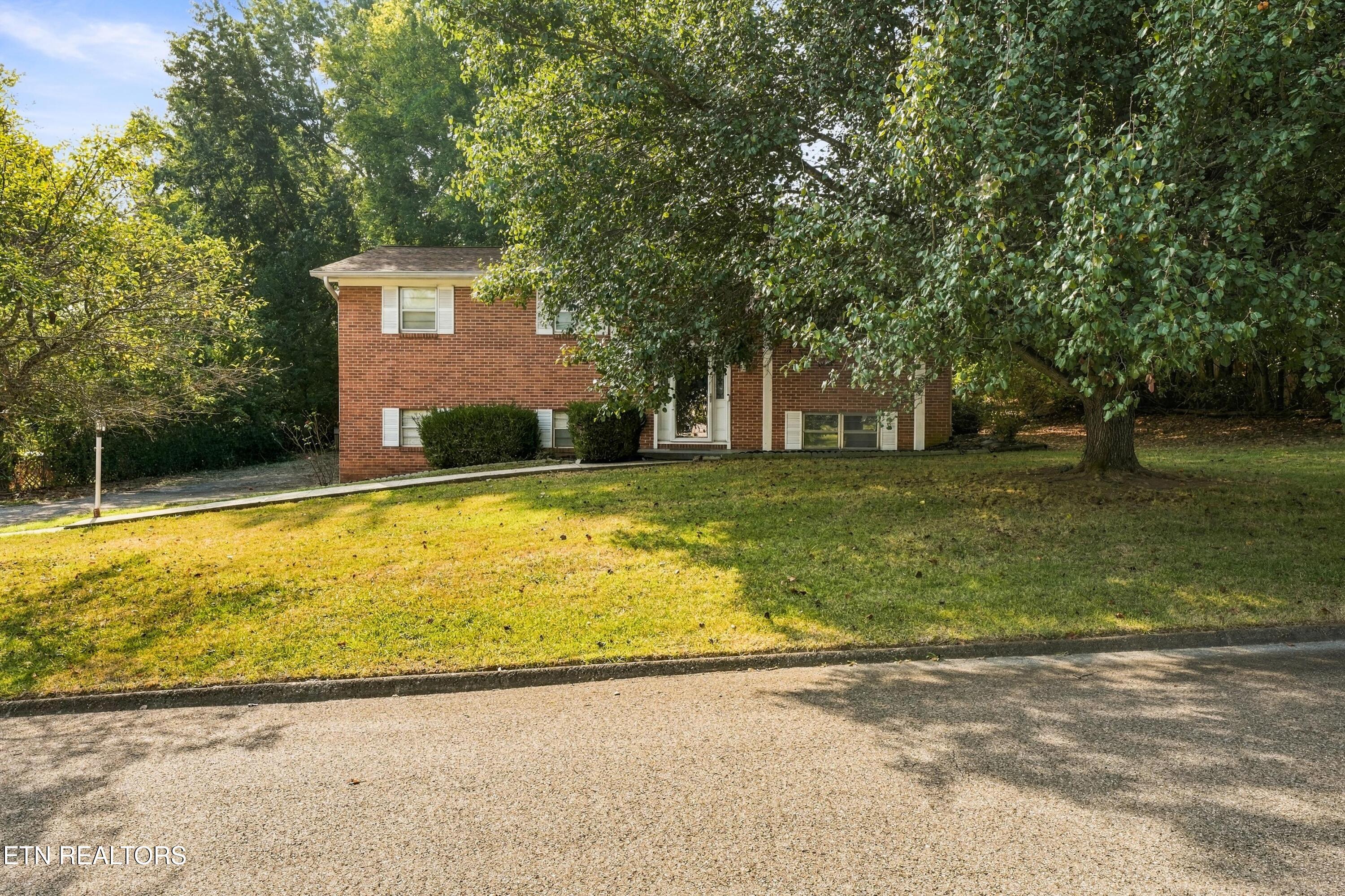 3500 S Fountaincrest Drive Knoxville TN 37918