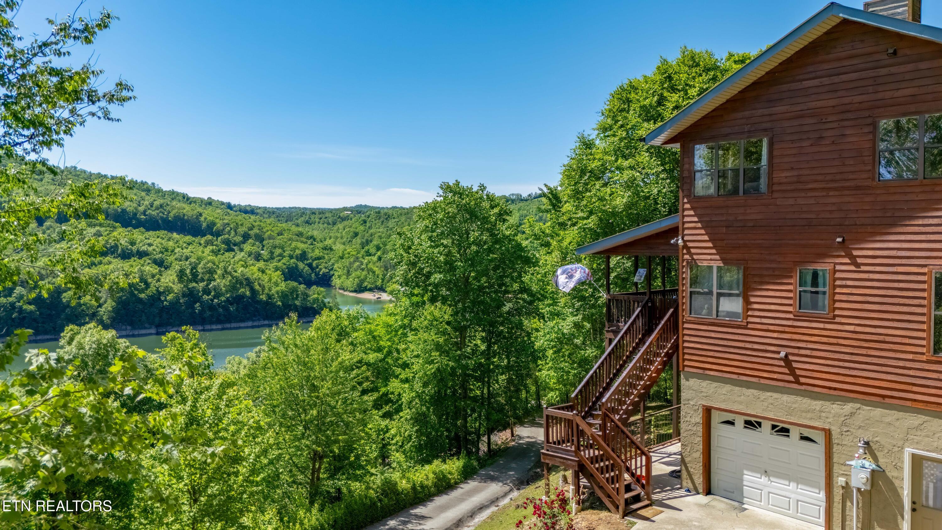 1738 Mountain Shores Road New Tazewell TN 37825