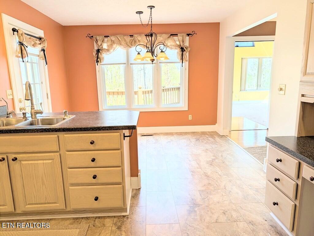 222 Amherst Lane Crossville TN 38558
