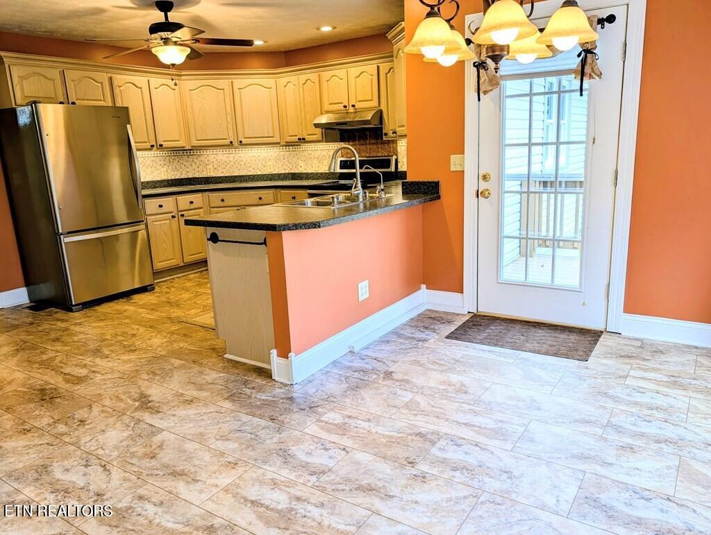 222 Amherst Lane Crossville TN 38558