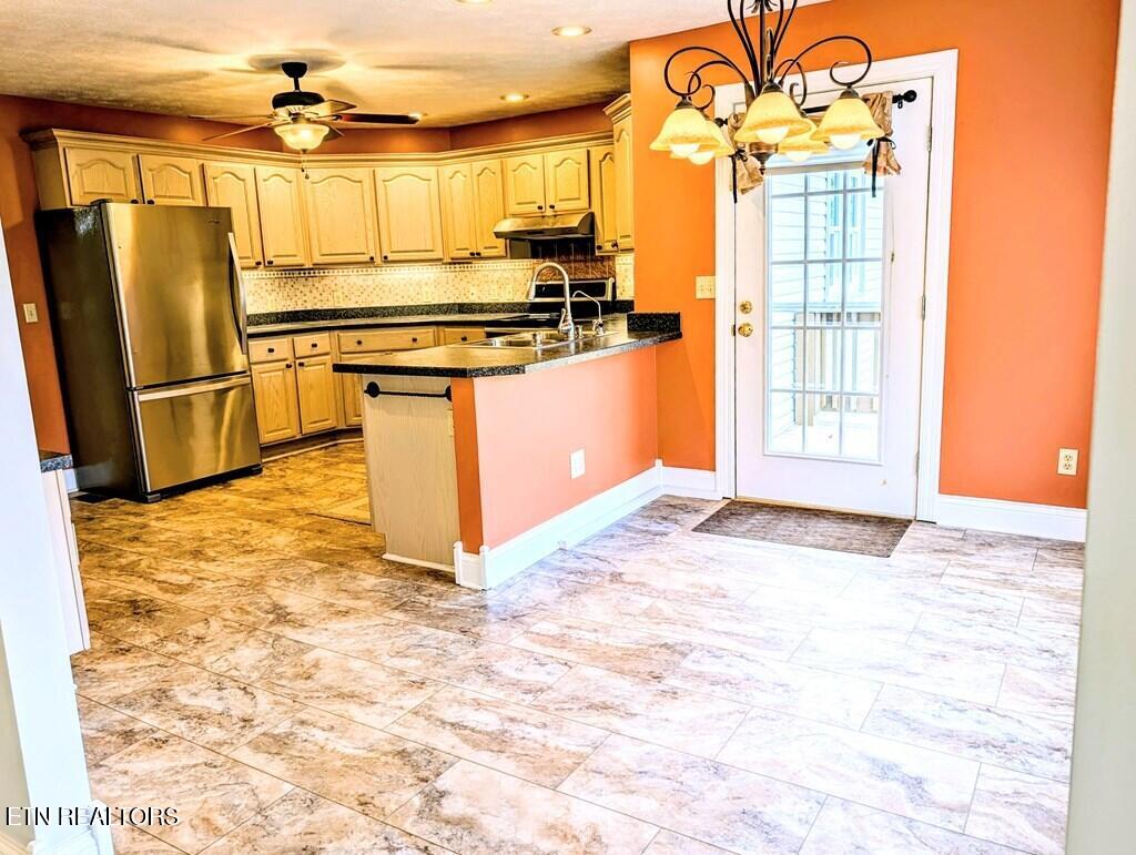222 Amherst Lane Crossville TN 38558