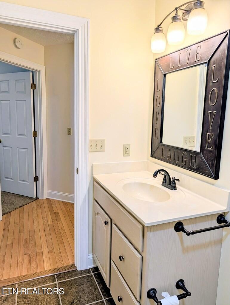 222 Amherst Lane Crossville TN 38558