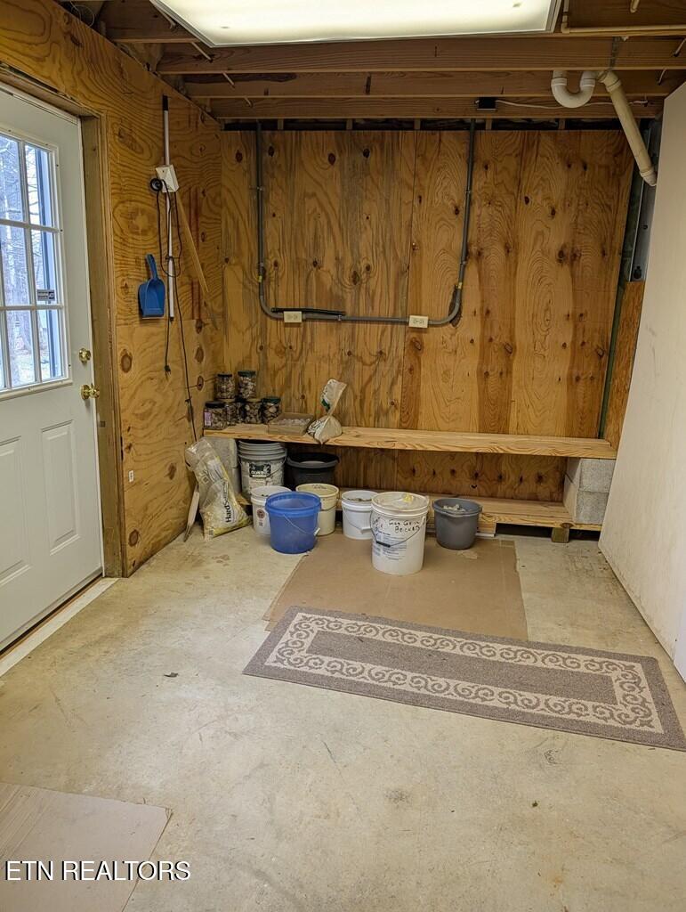 222 Amherst Lane Crossville TN 38558