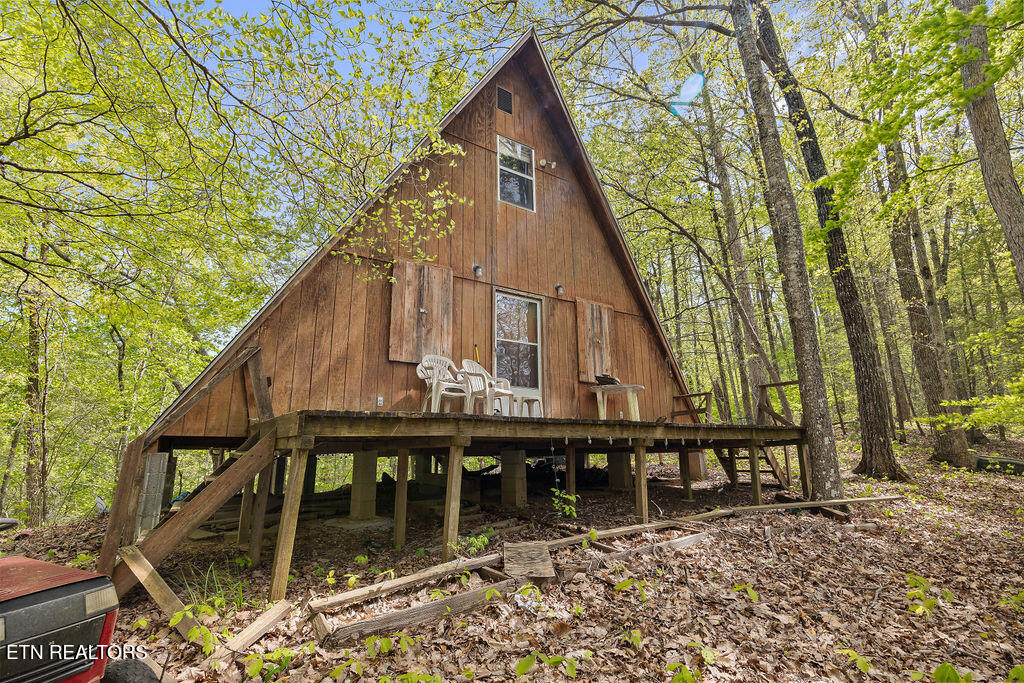 3640 Vixen Way Cosby TN 37722